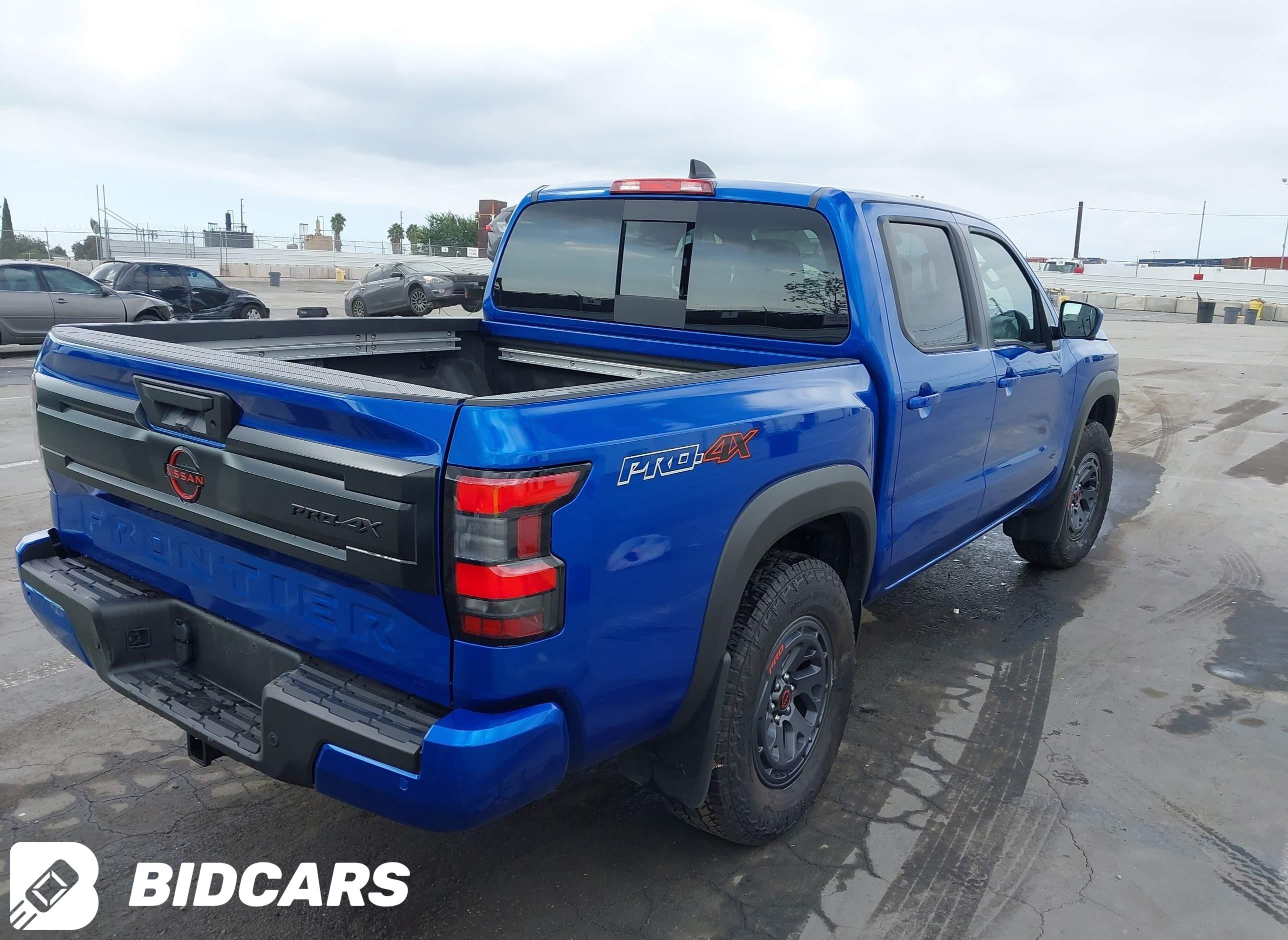 2025 Nissan Frontier, Pro-4X 4X4