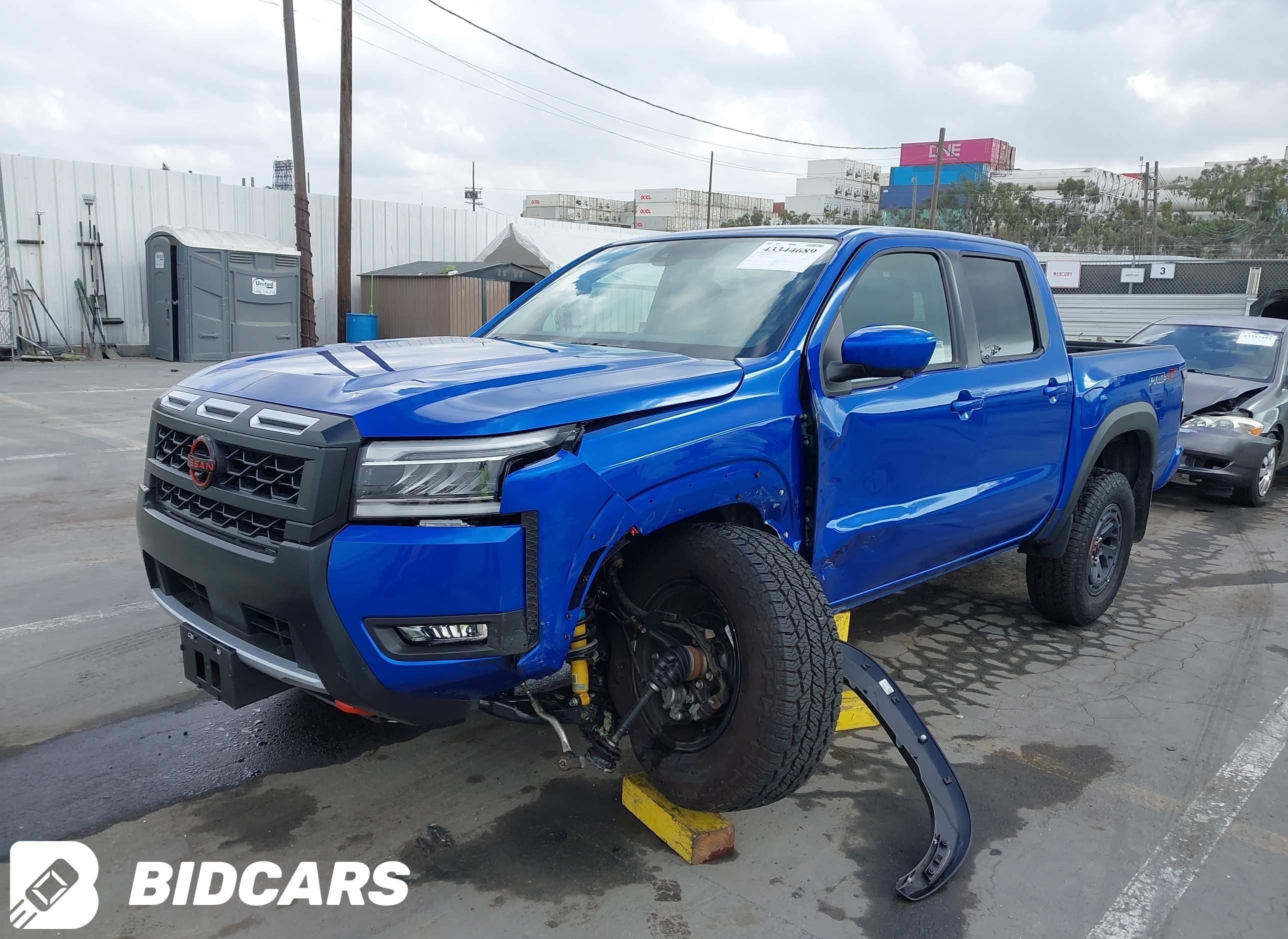 2025 Nissan Frontier, Pro-4X 4X4