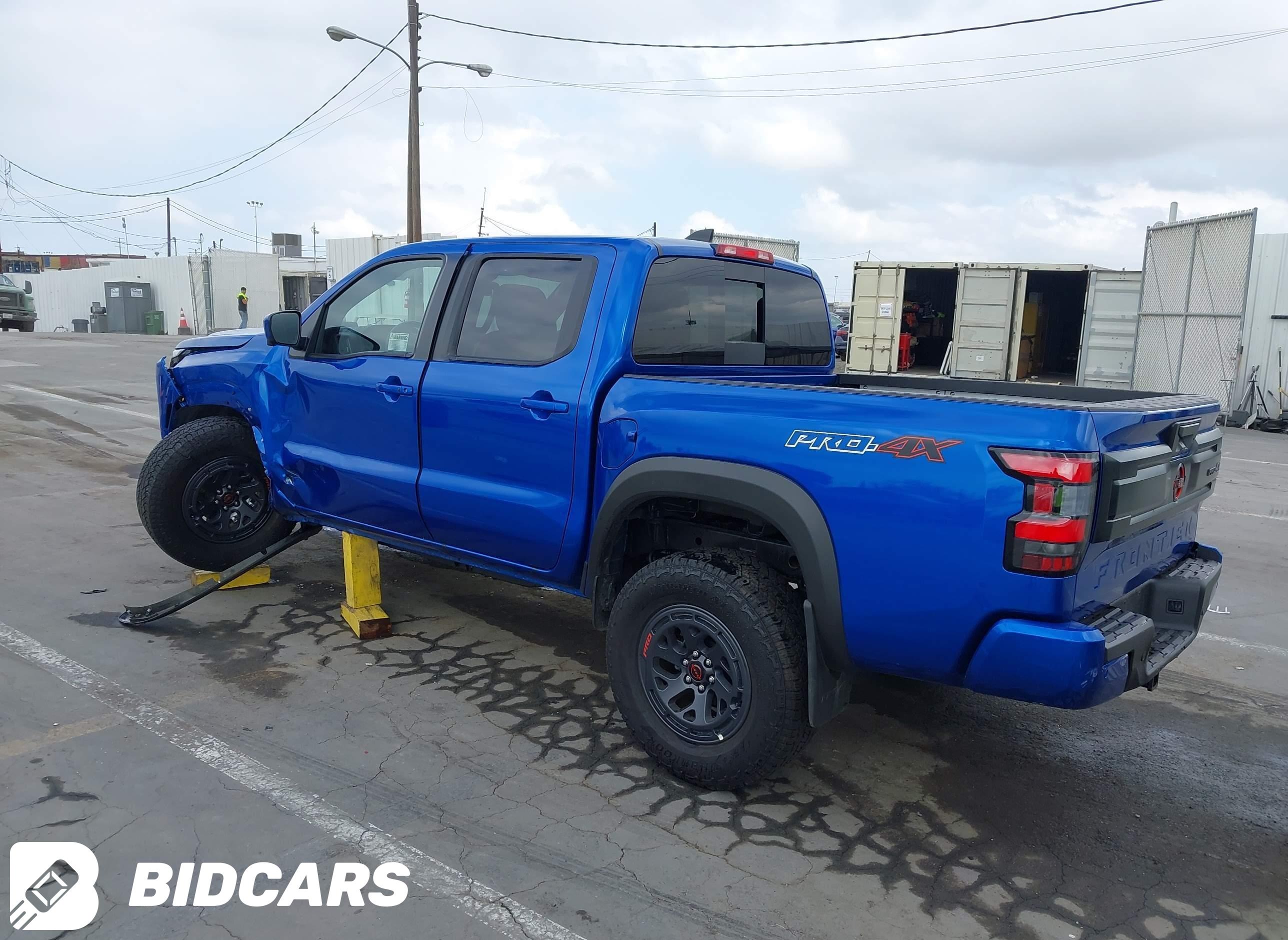 2025 Nissan Frontier, Pro-4X 4X4