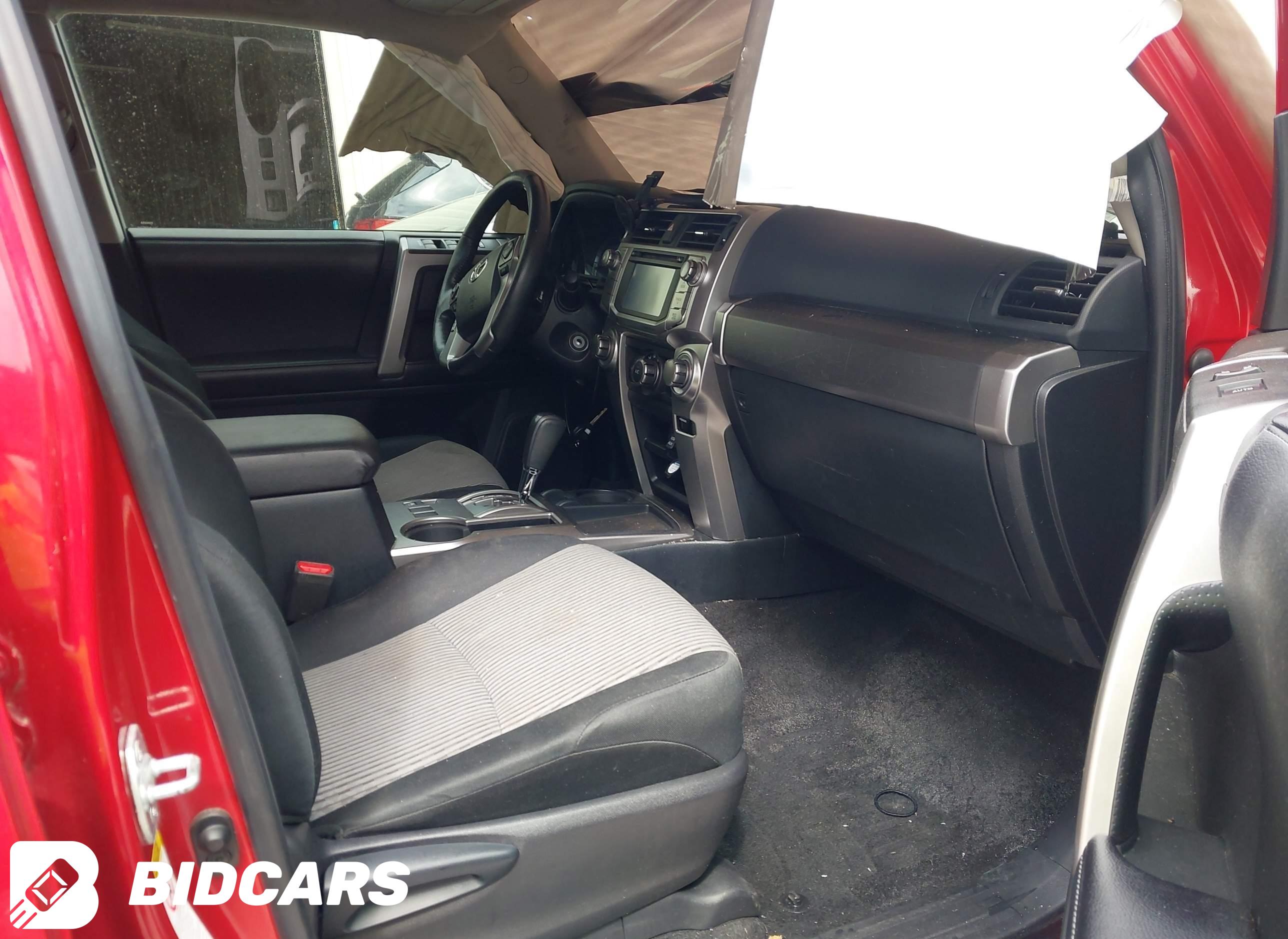 2017 Toyota 4runner, SR5