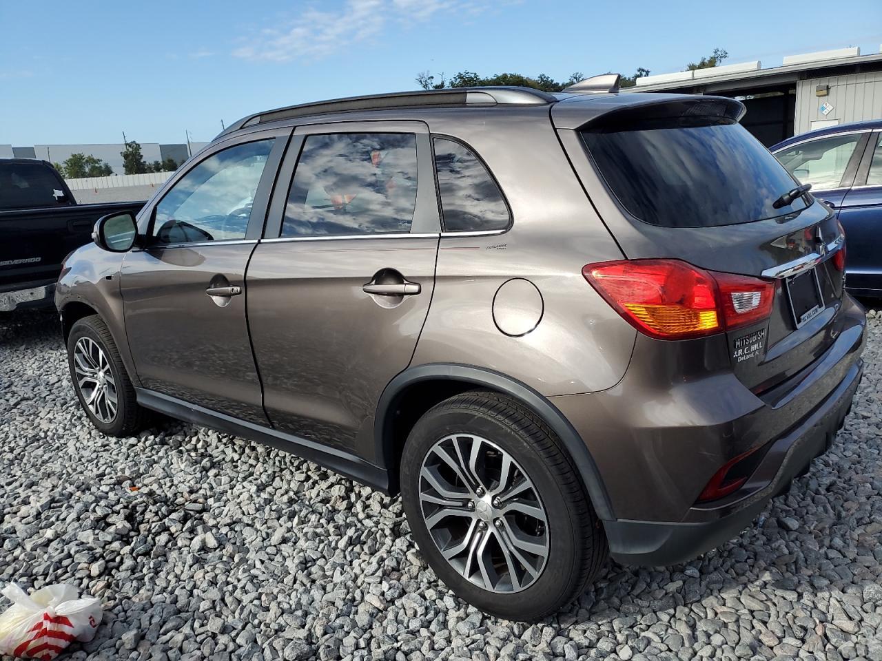 2018 Mitsubishi Outlander, Sel
