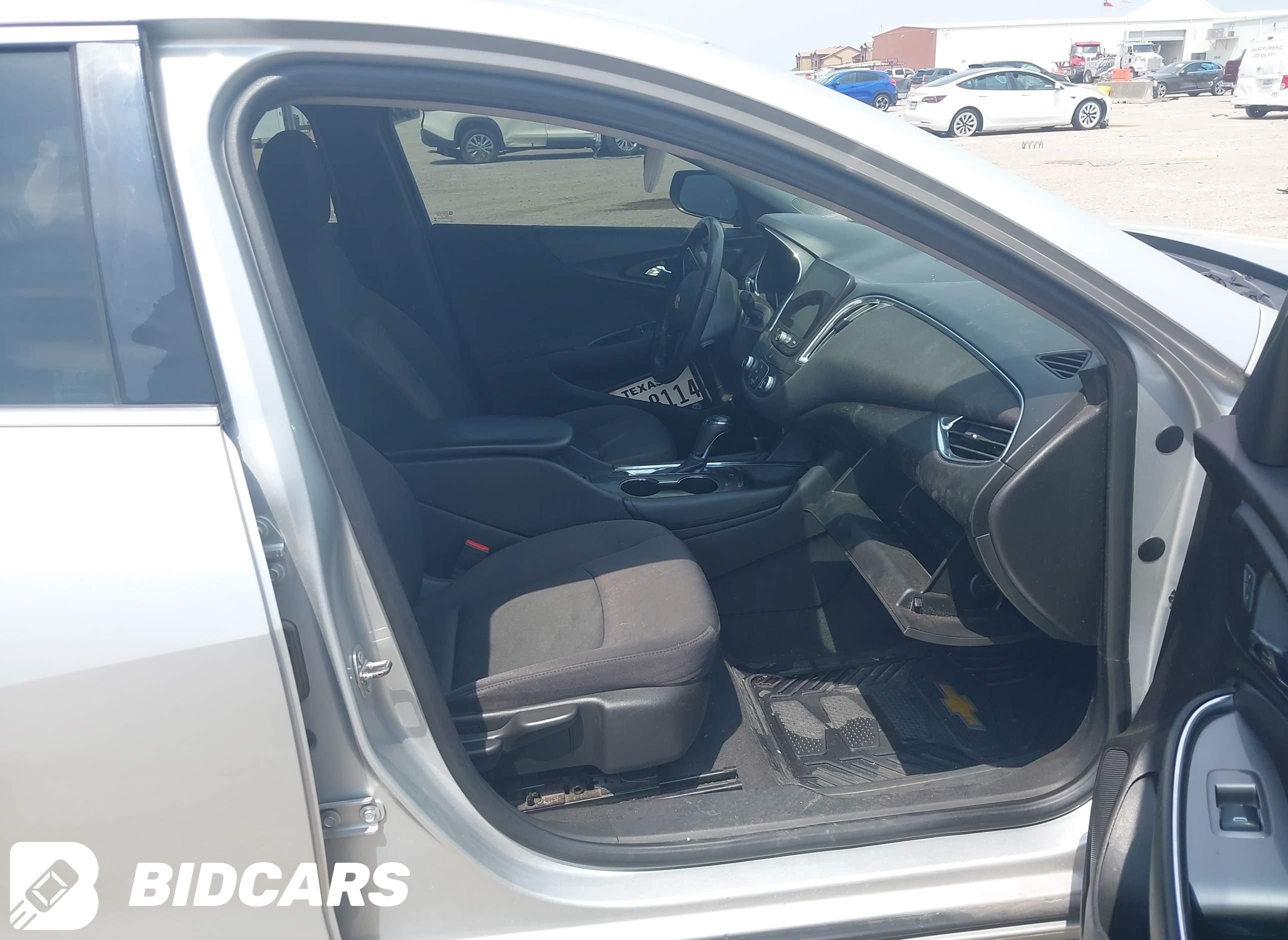 2017 Chevrolet Malibu, 1LT