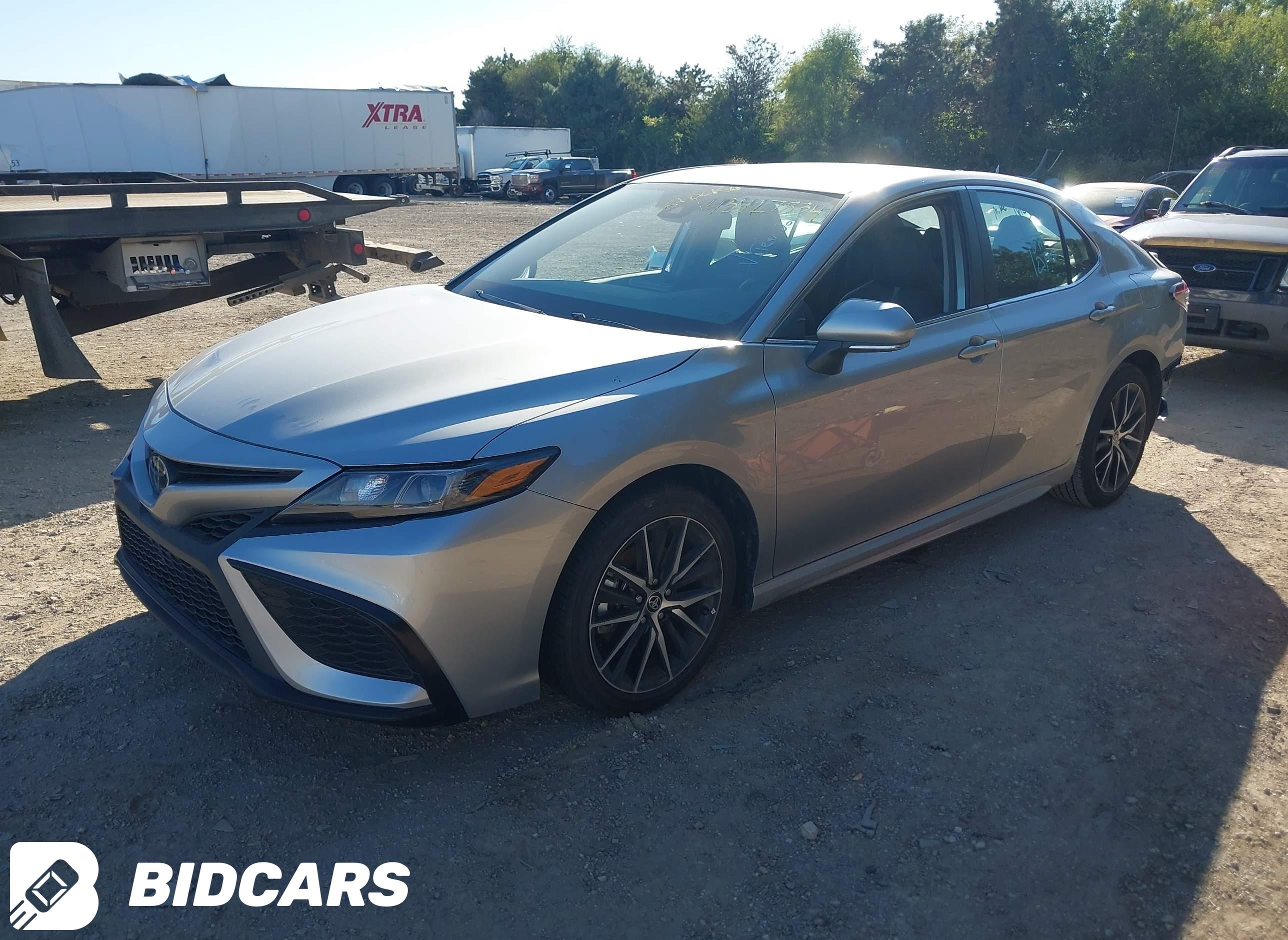 2024 Toyota Camry, SE