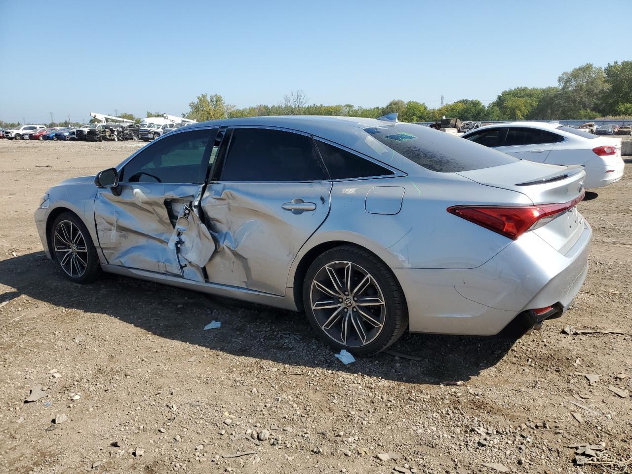 2022 Toyota Avalon, Touring
