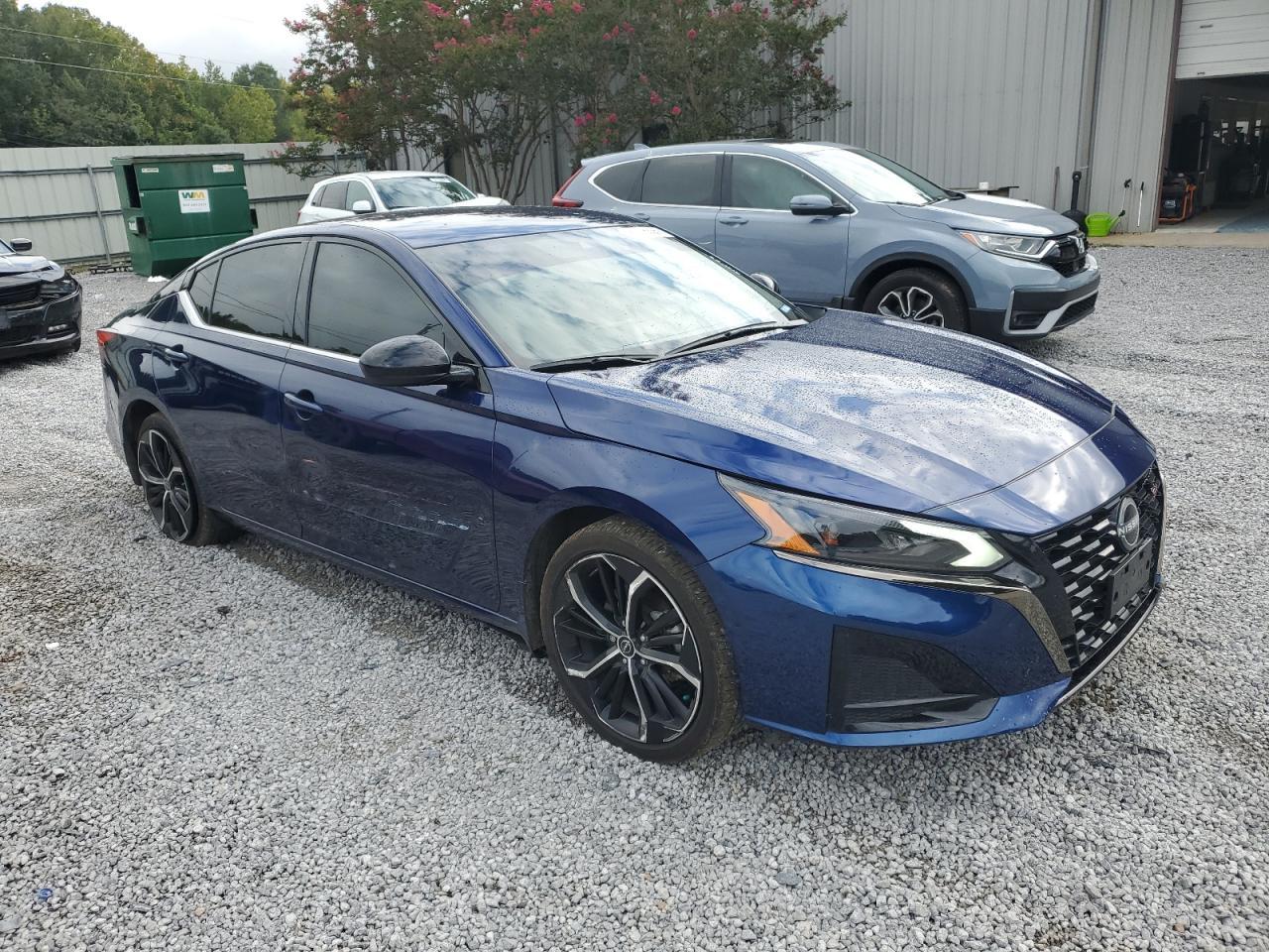 2024 Nissan Altima, SR