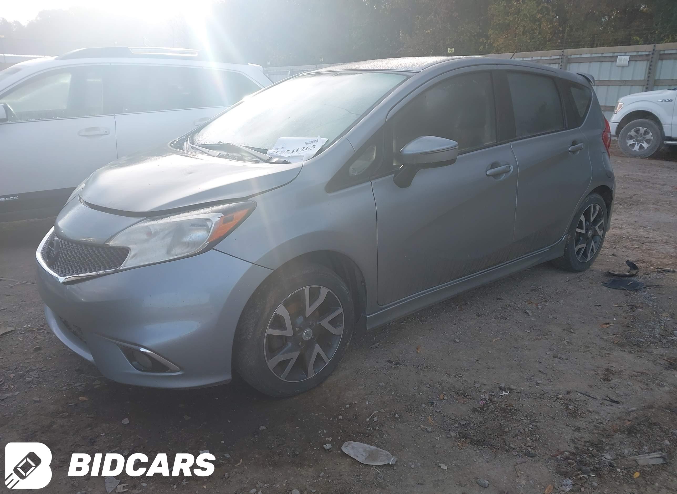 2015 Nissan Versa, Note SR