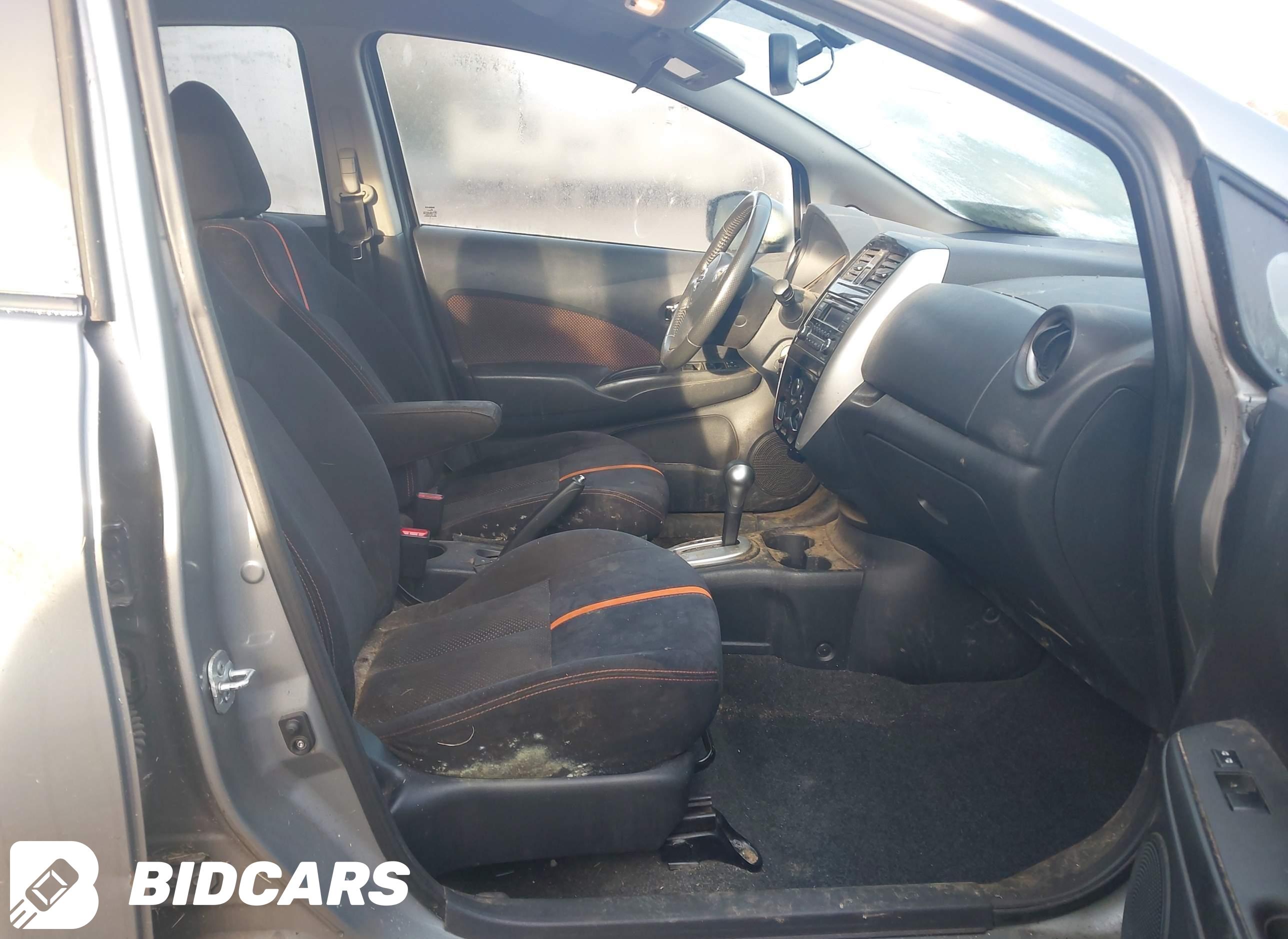 2015 Nissan Versa, Note SR