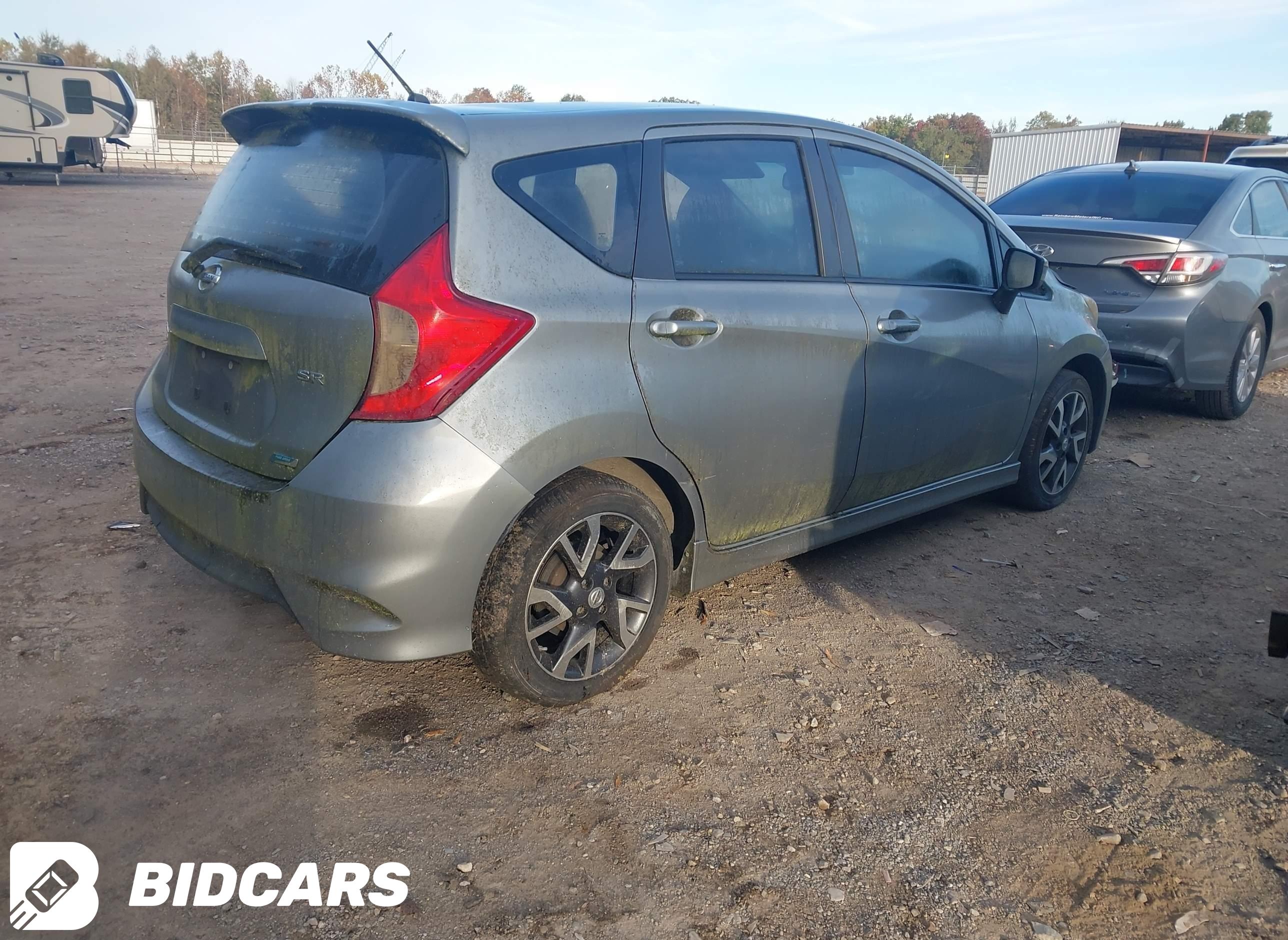 2015 Nissan Versa, Note SR