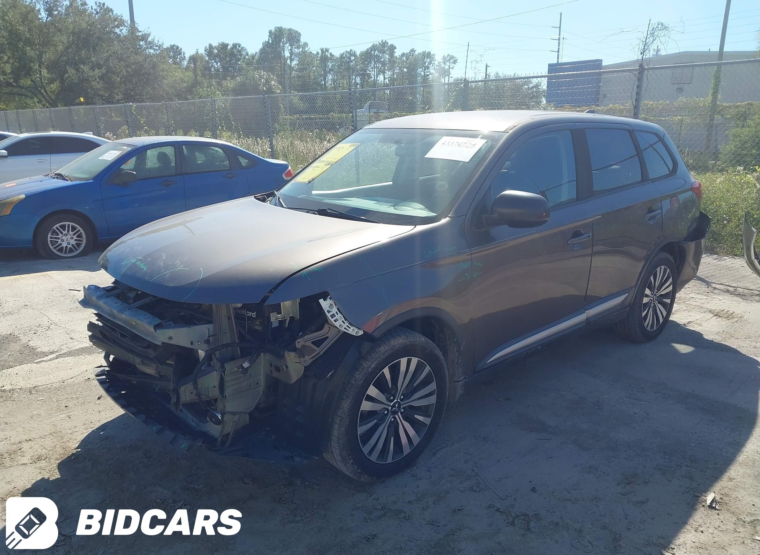 2019 Mitsubishi Outlander, ES