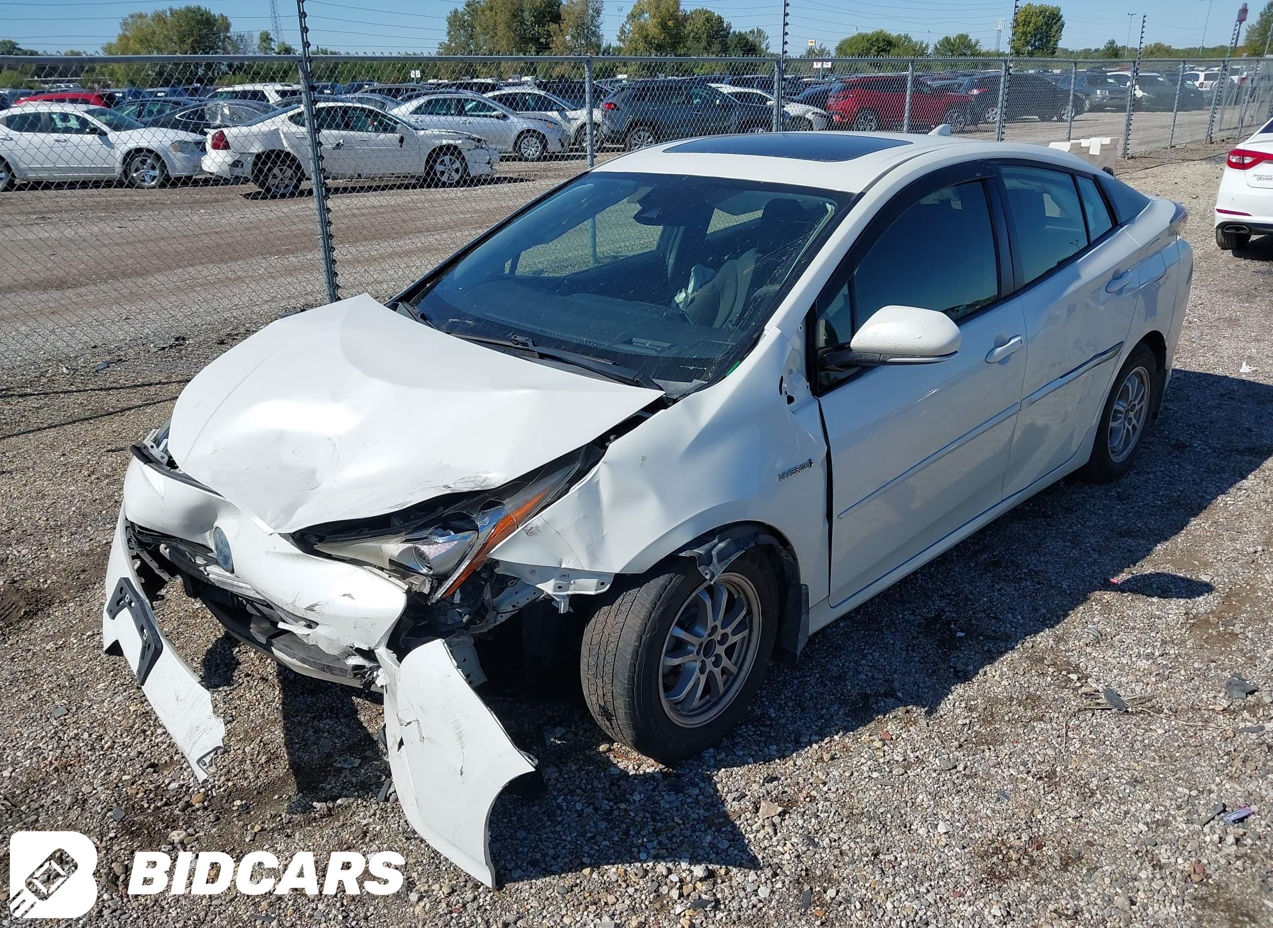 2016 Toyota Prius, Three