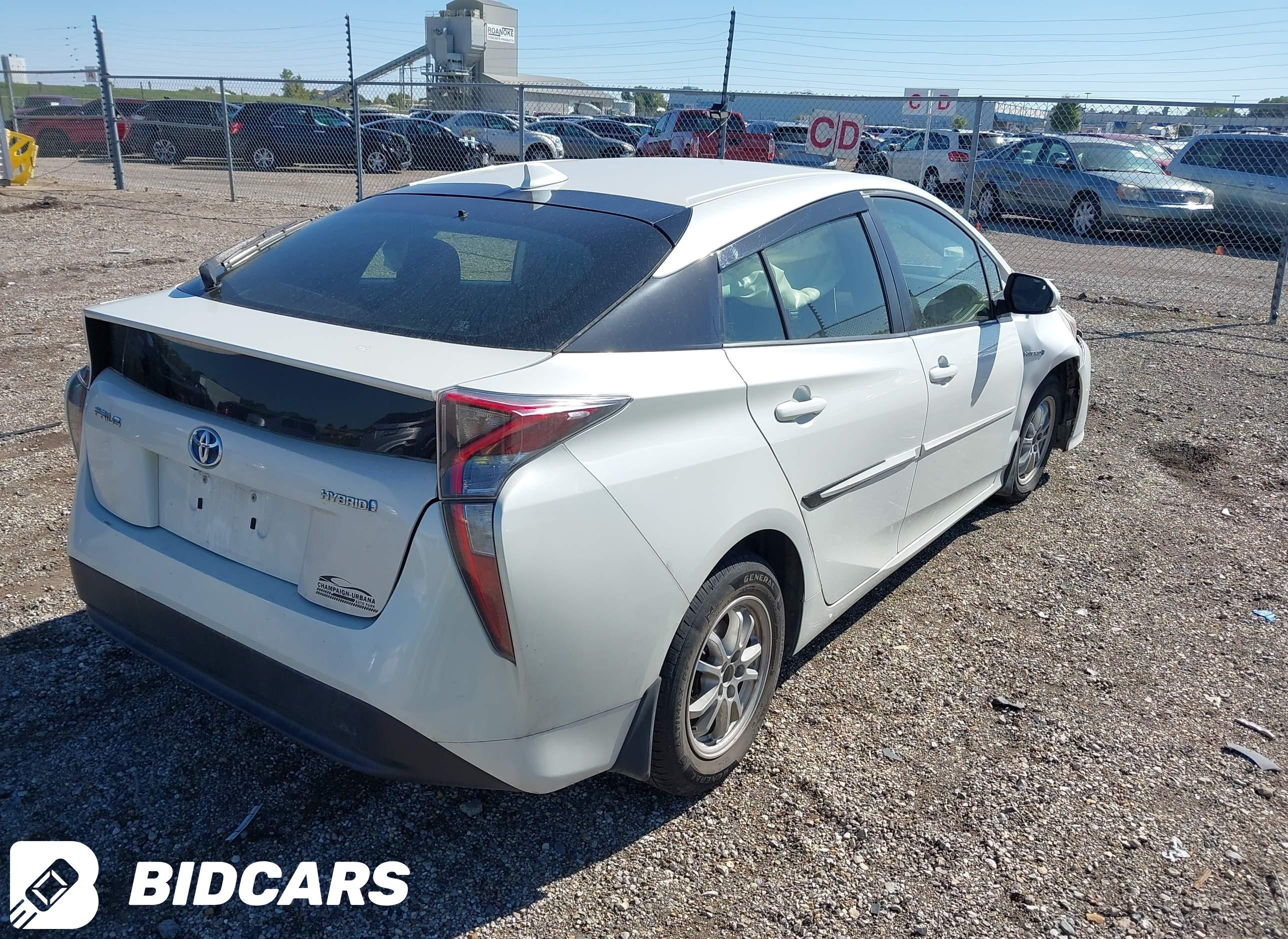 2016 Toyota Prius, Three