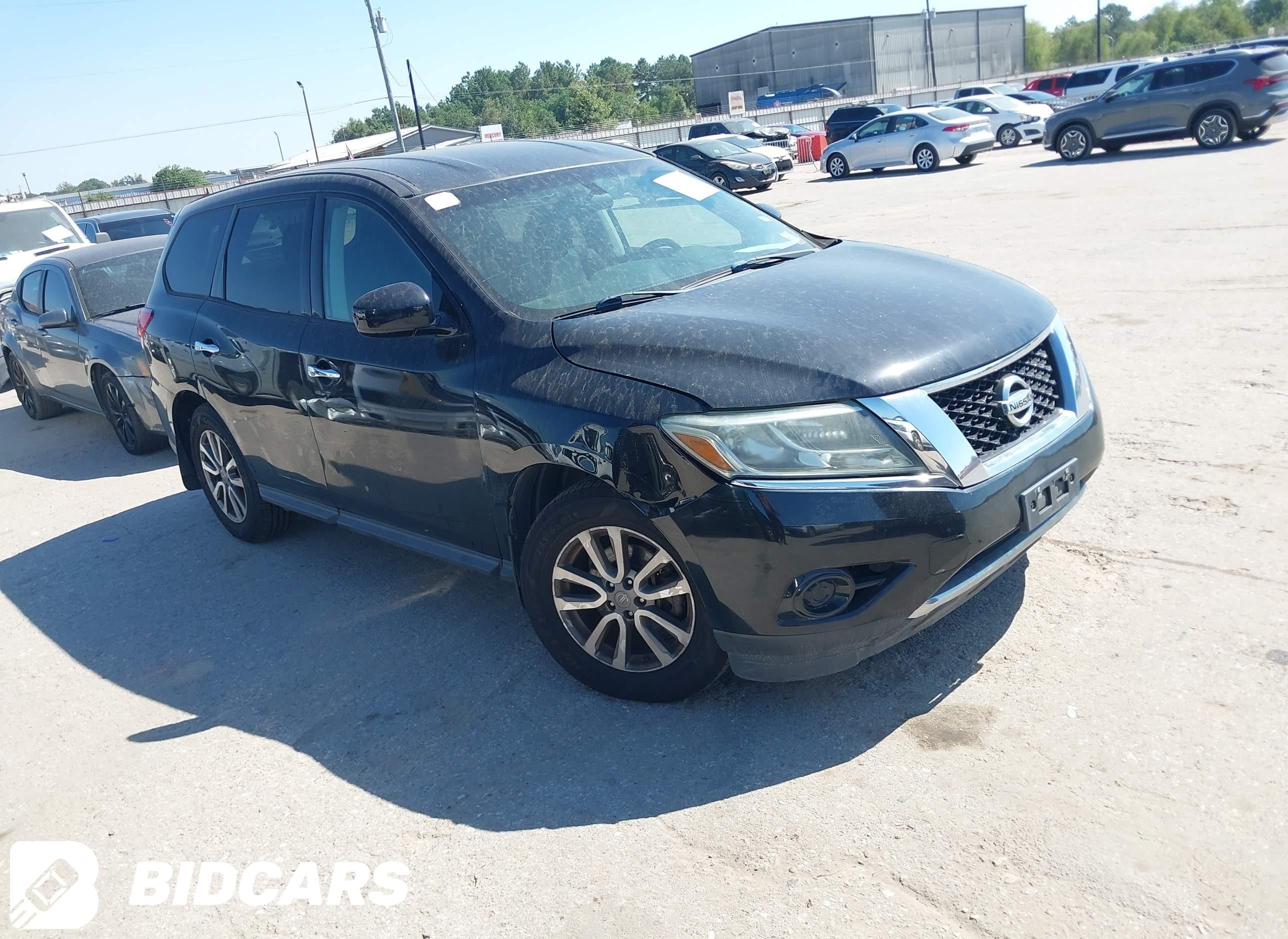 2015 Nissan Pathfinder, S