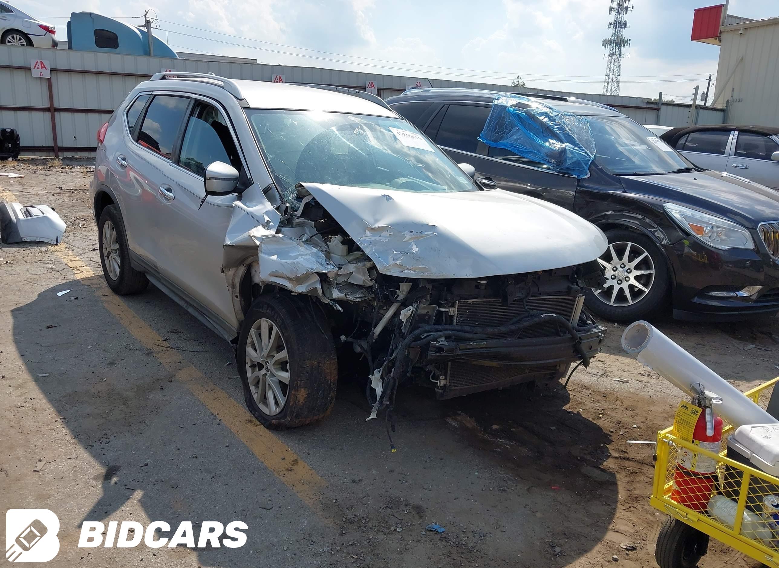 2017 Nissan Rogue, SV