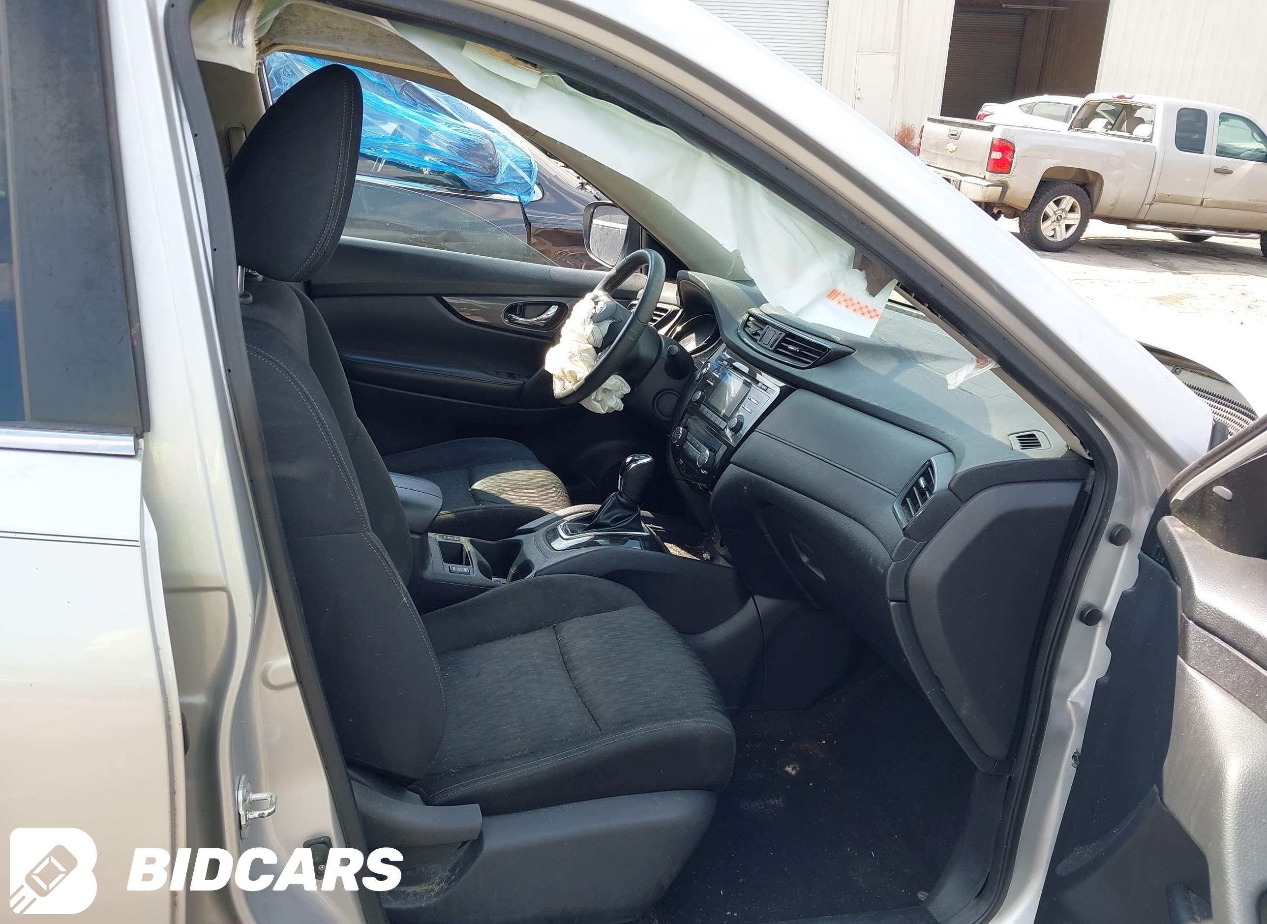 2017 Nissan Rogue, SV