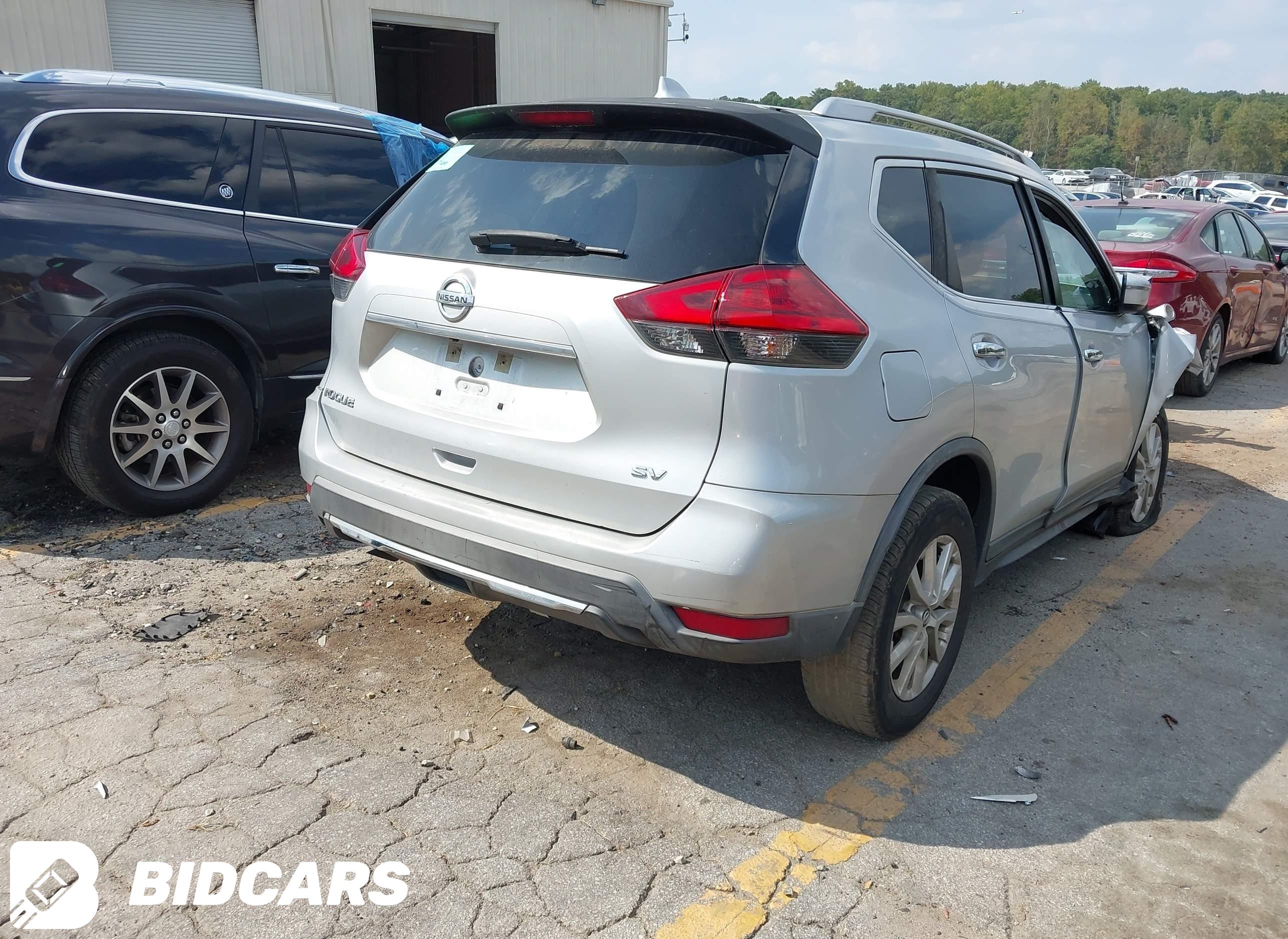 2017 Nissan Rogue, SV