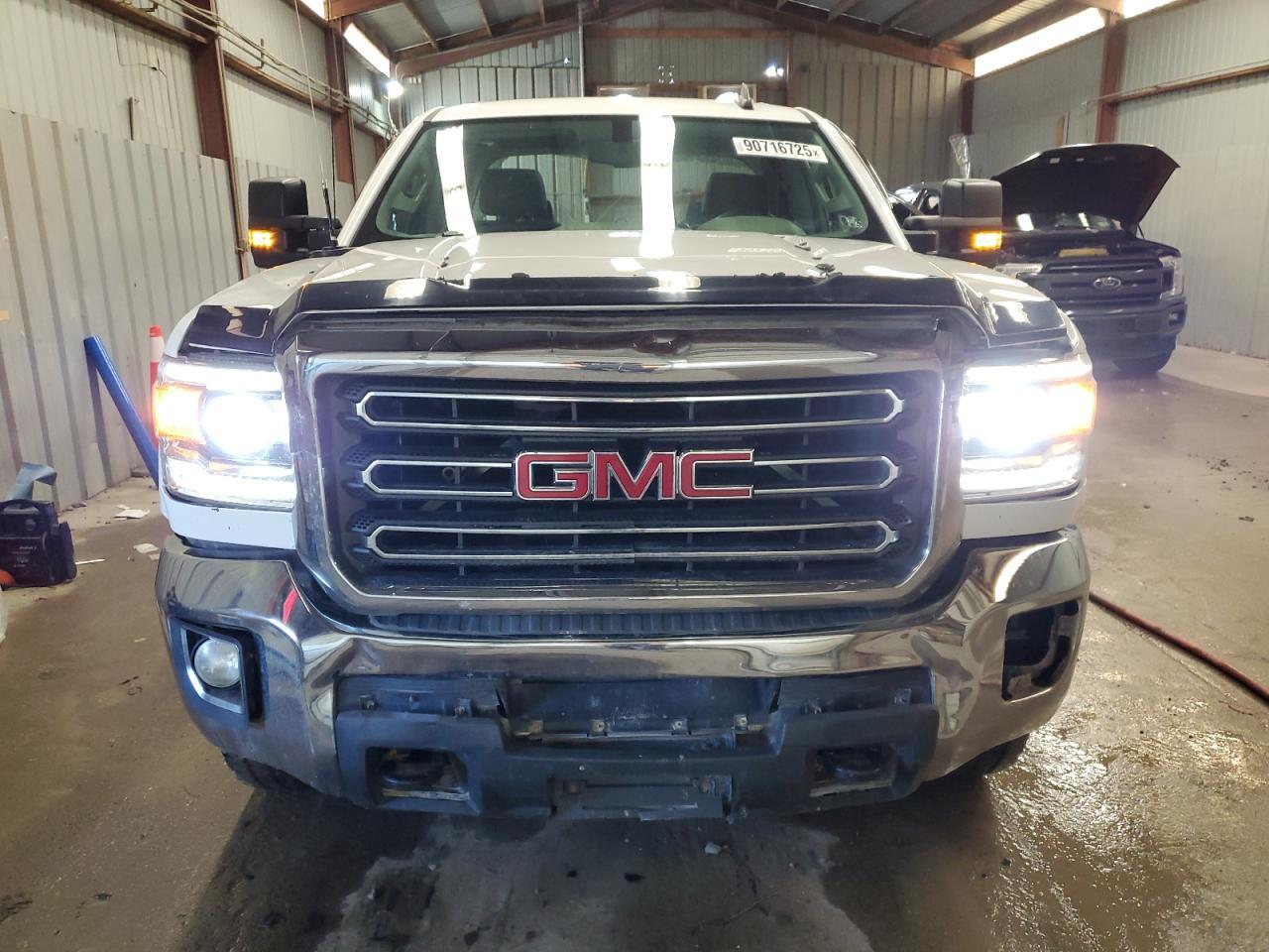 2018 GMC Sierra, K2500 Sle