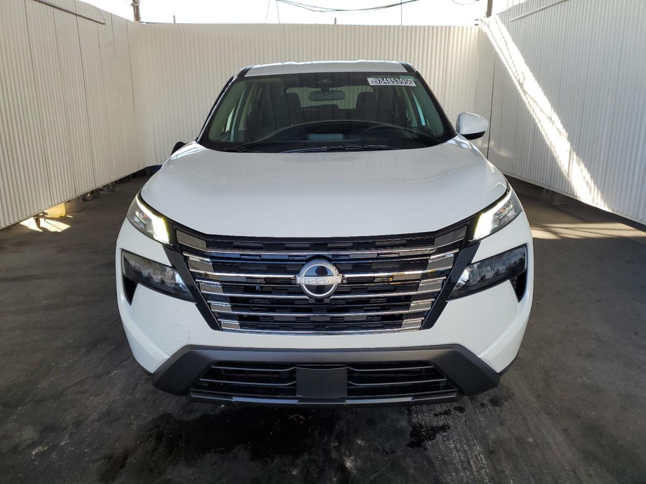 2026 Nissan Rogue, SV