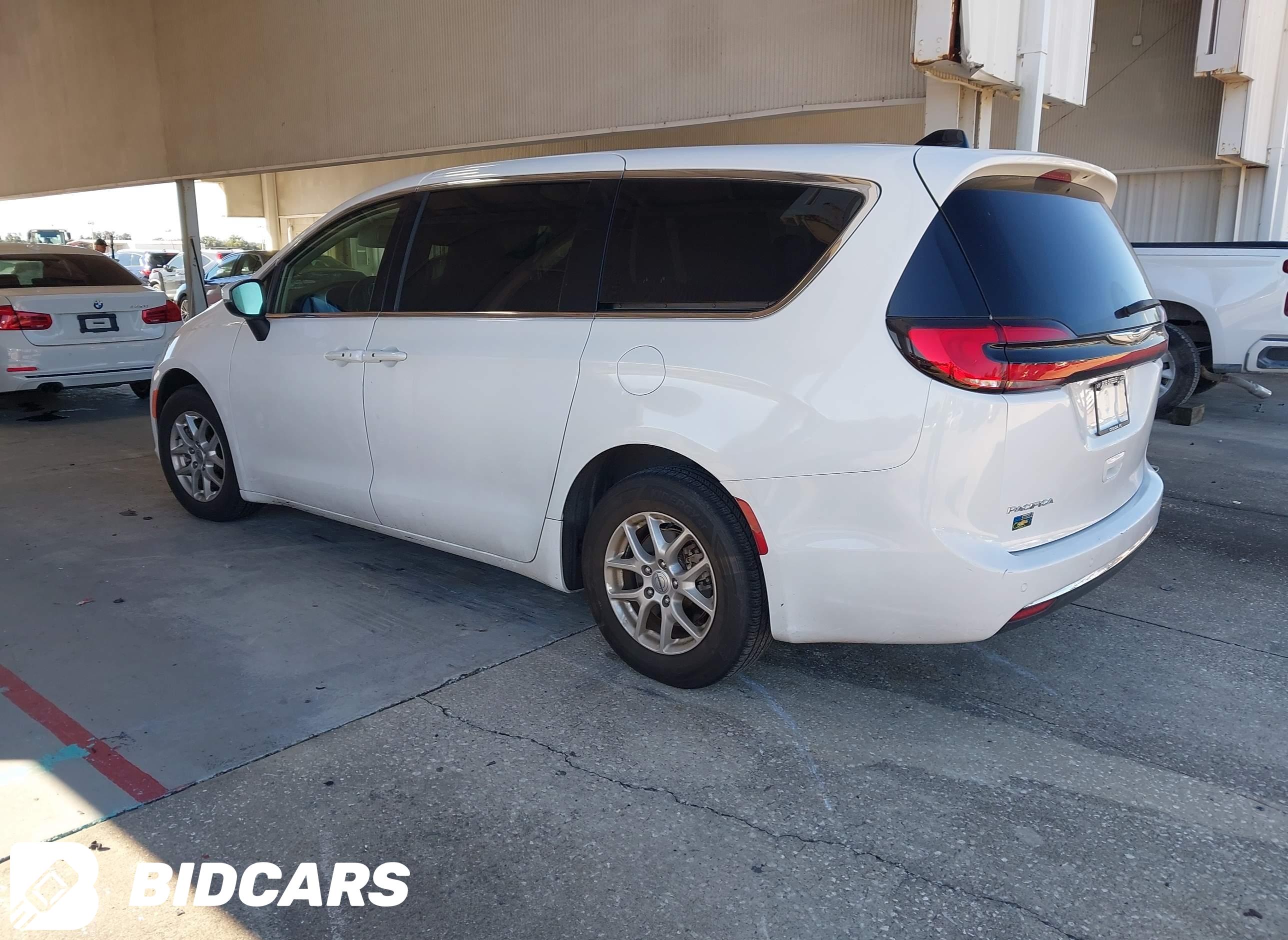 2023 Chrysler Pacifica, Touri...