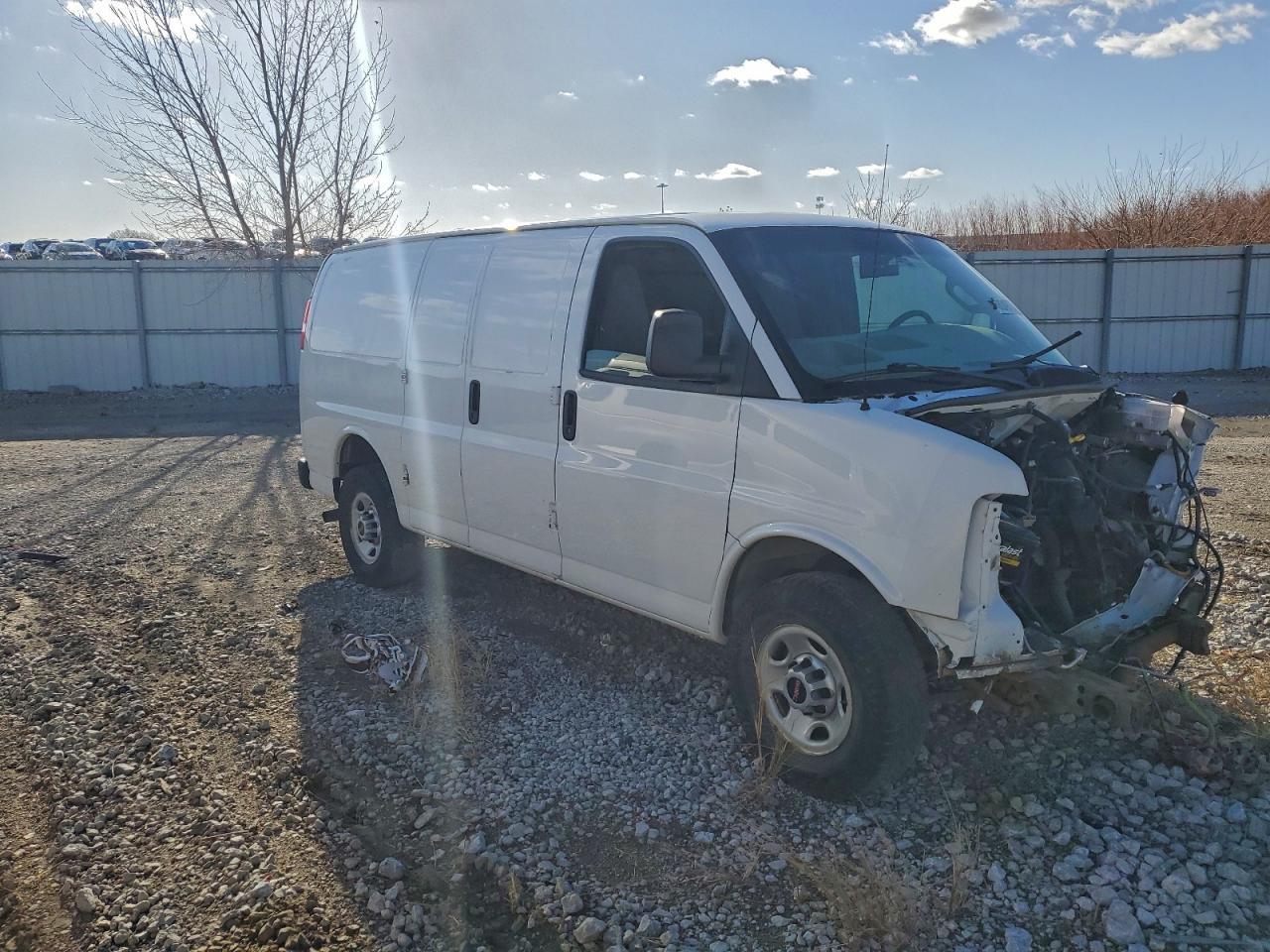 2017 GMC Savana, G2500