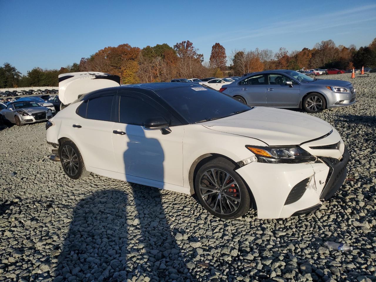 2018 Toyota Camry, L
