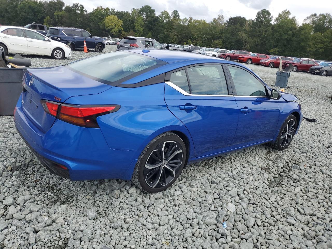 2025 Nissan Altima, SR