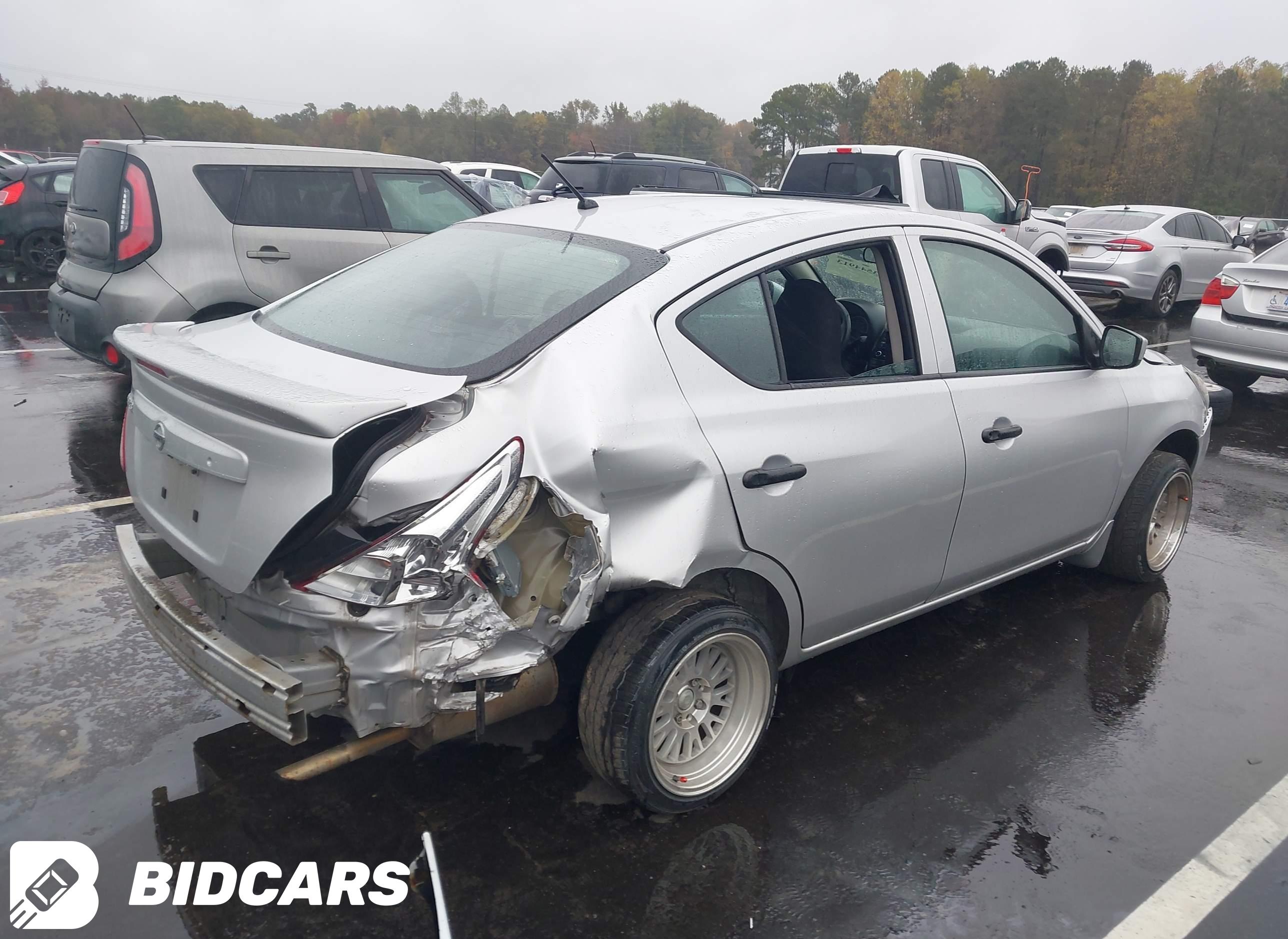 2017 Nissan Versa, 1.6 S+