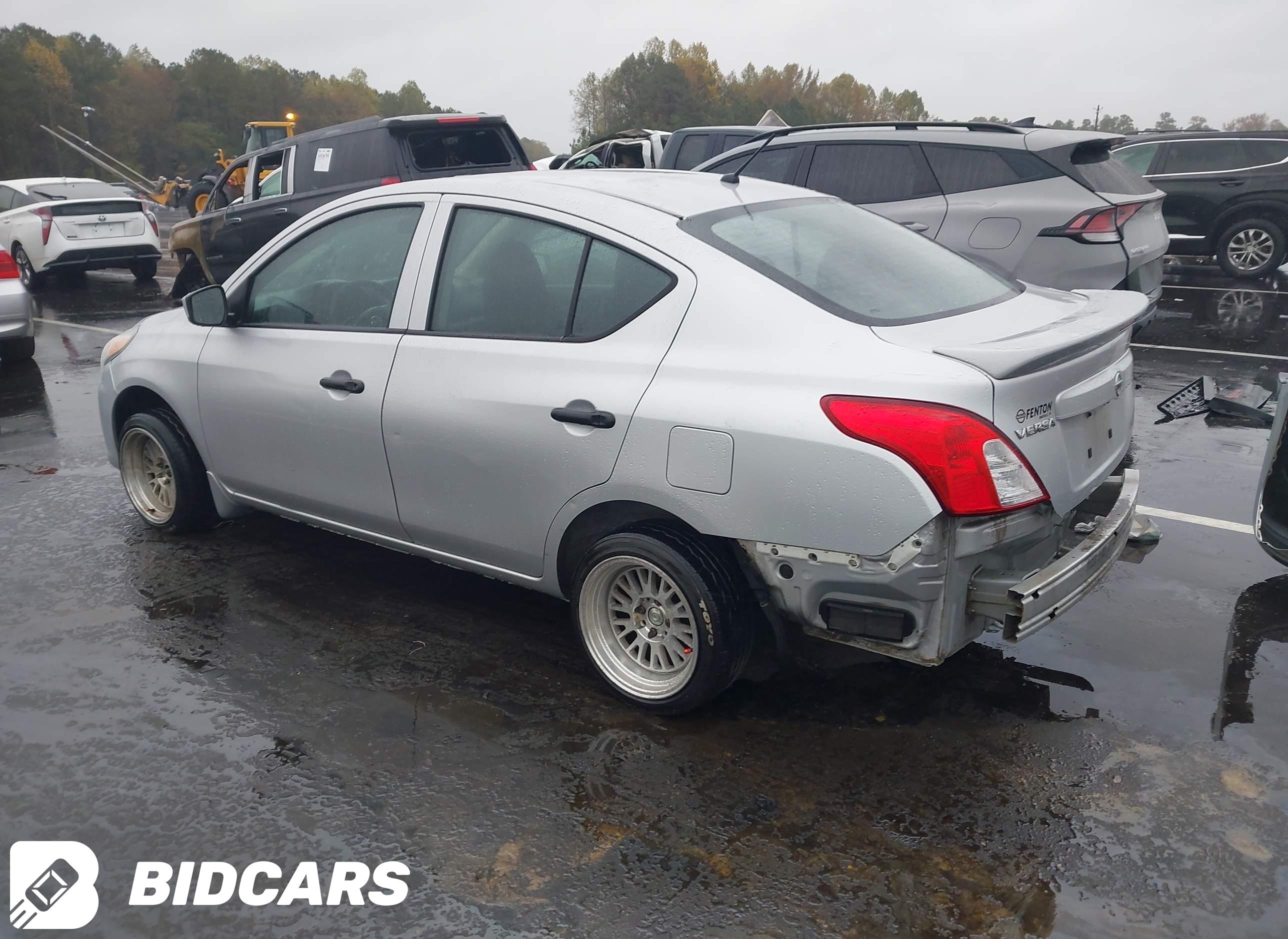 2017 Nissan Versa, 1.6 S+