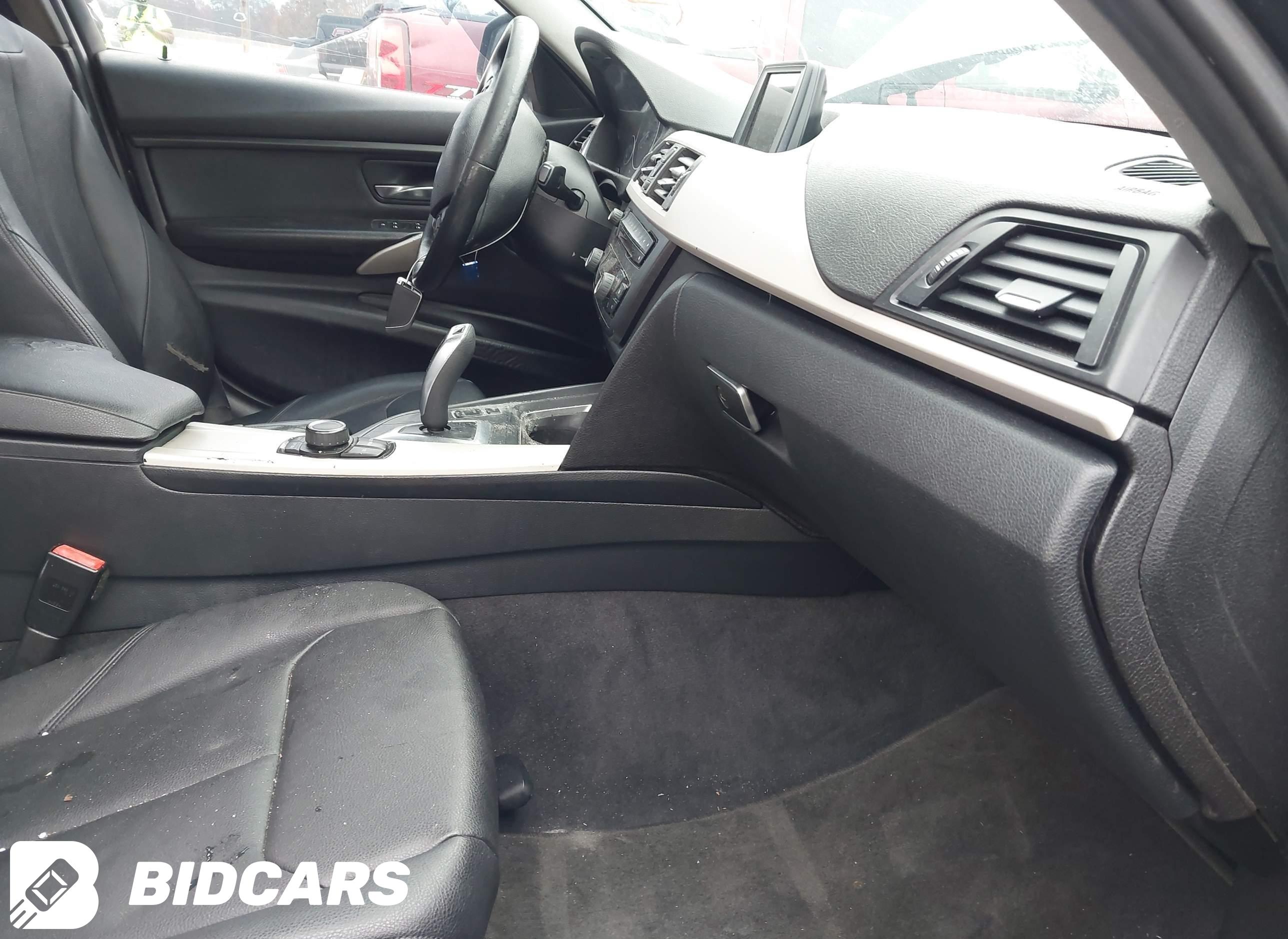 2015 BMW 3 Series, 320I