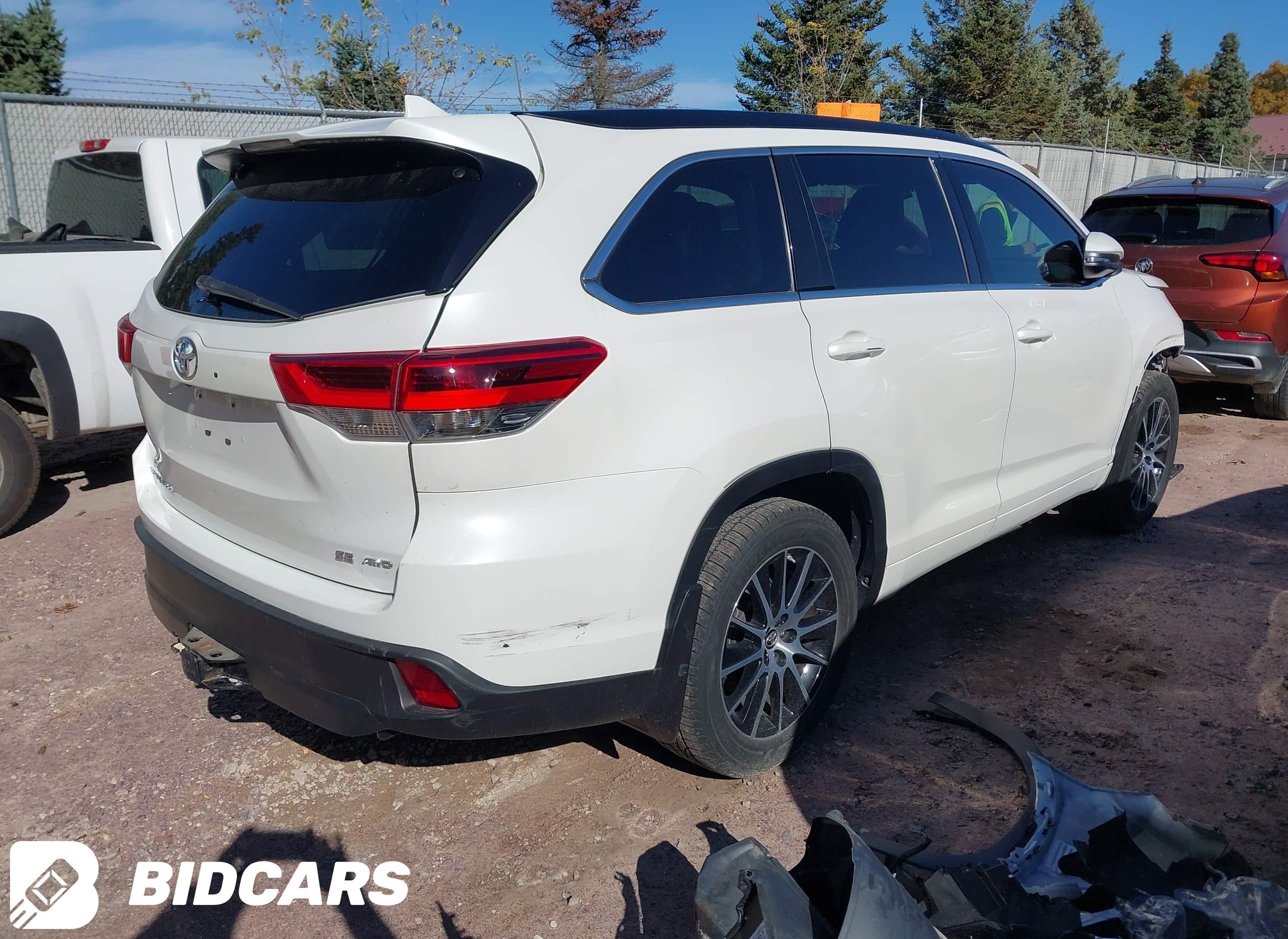 2017 Toyota Highlander, SE