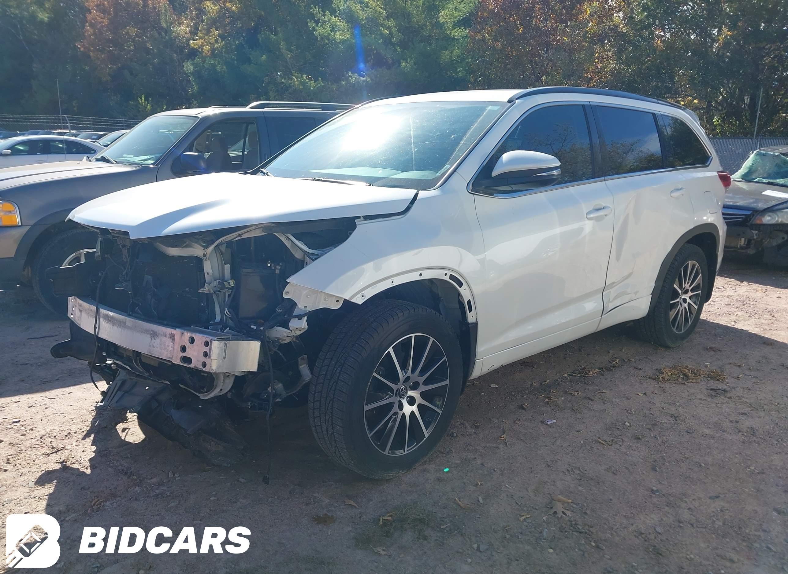 2017 Toyota Highlander, SE