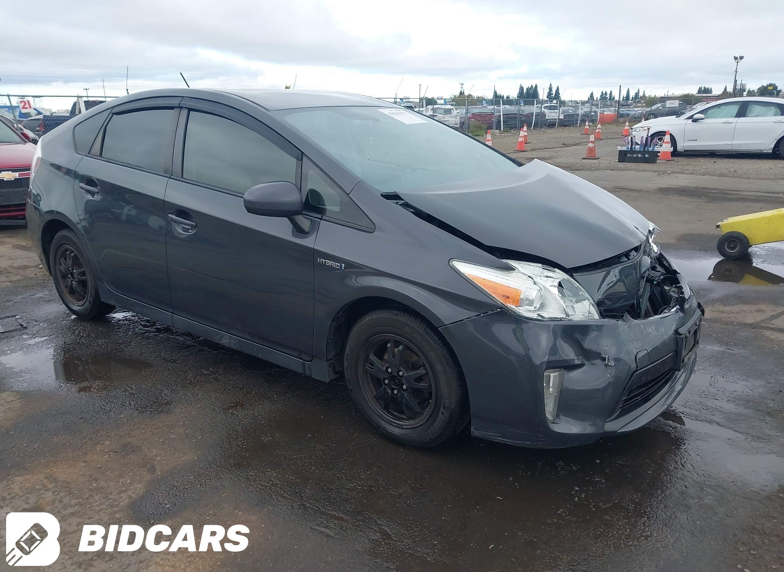 2015 Toyota Prius, Two