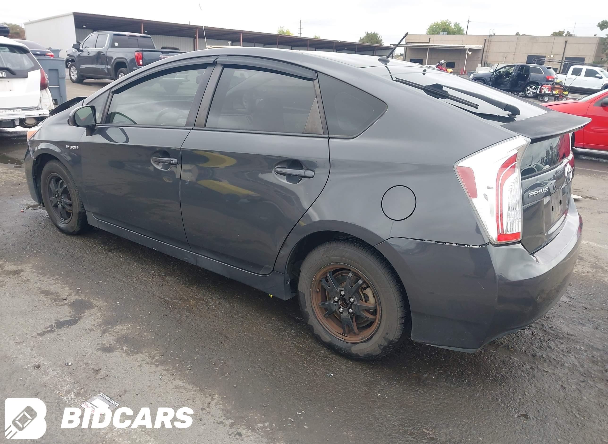 2015 Toyota Prius, Two