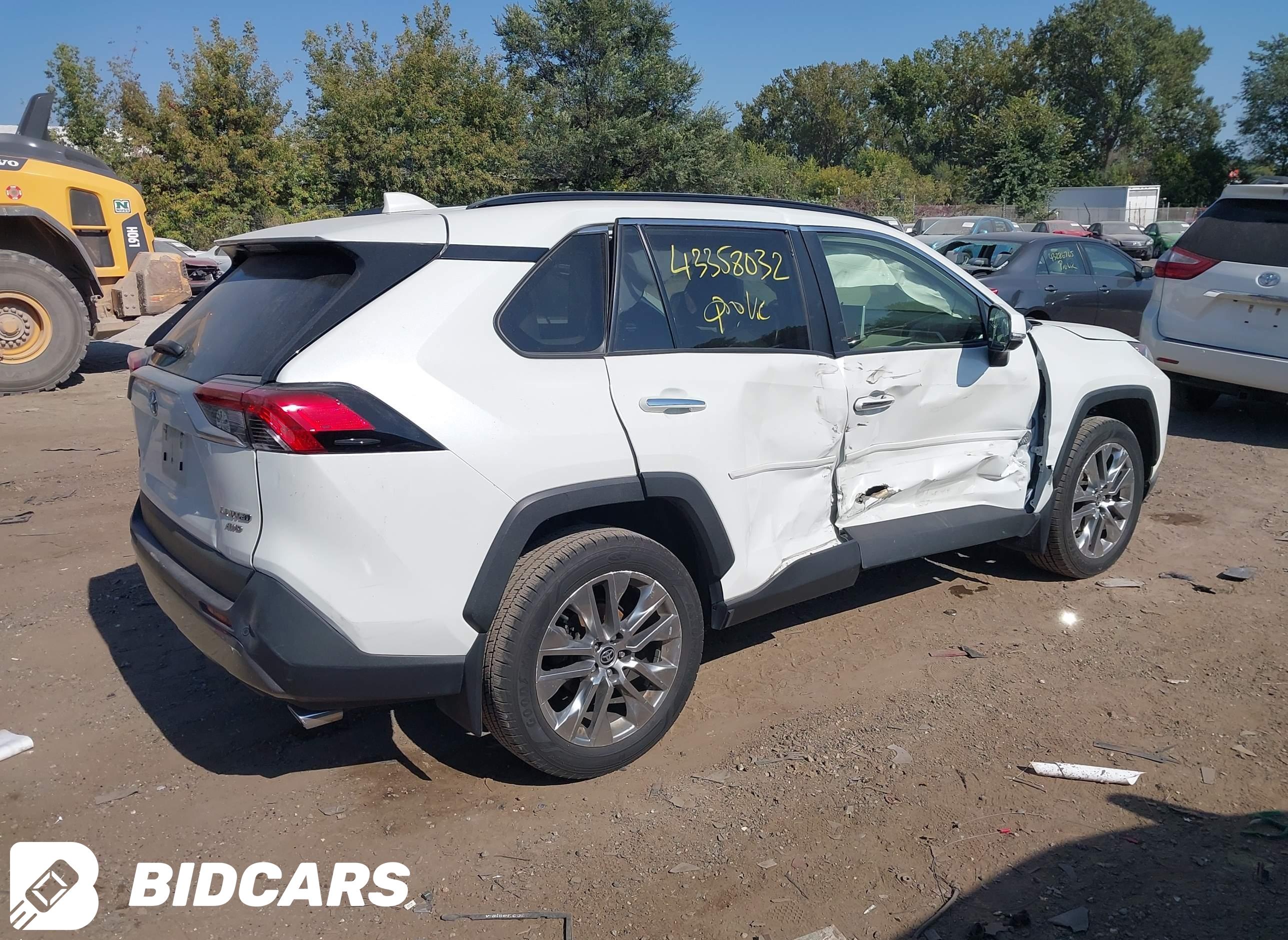 2020 Toyota RAV4, Limited