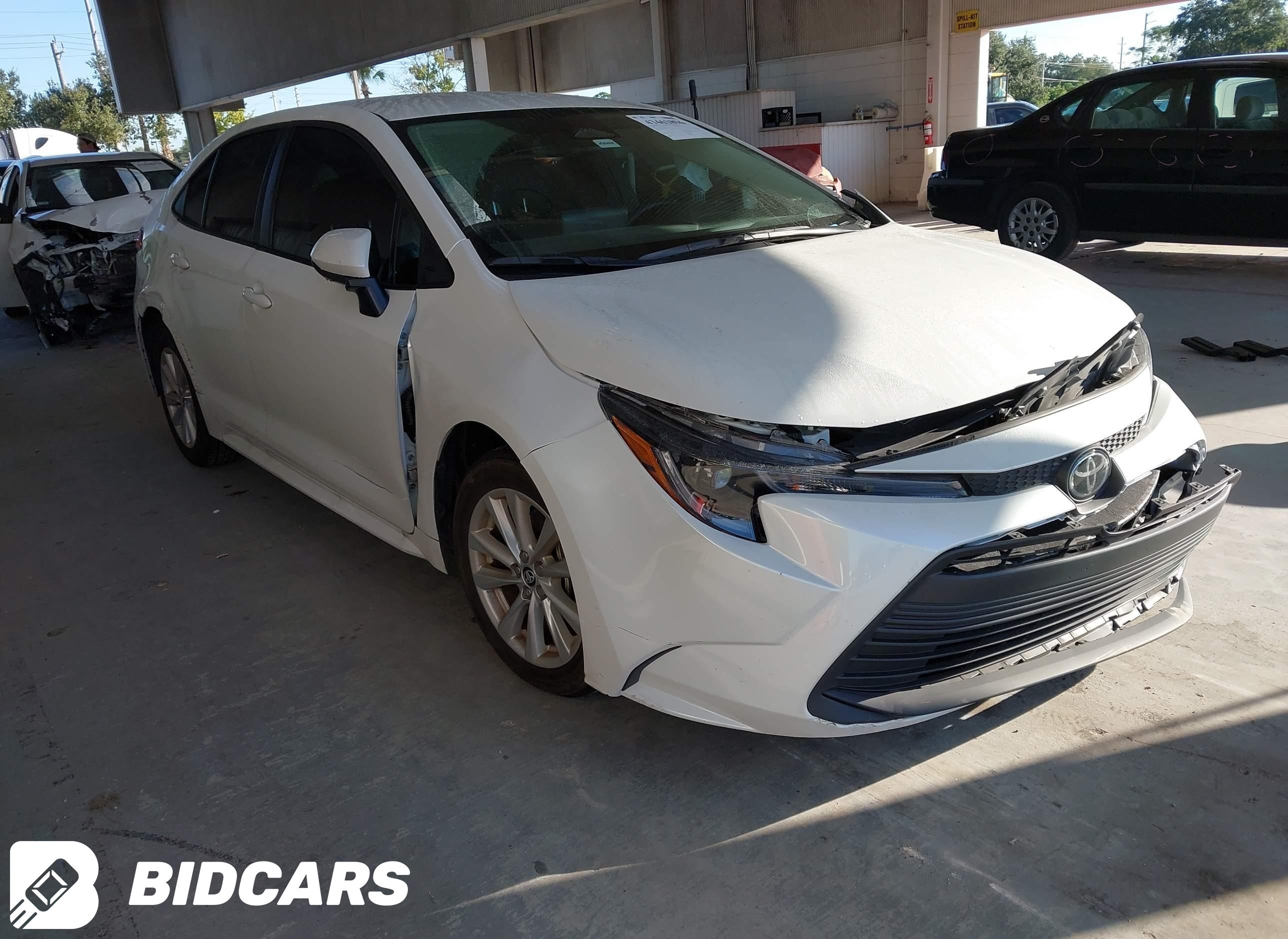 2023 Toyota Corolla, LE