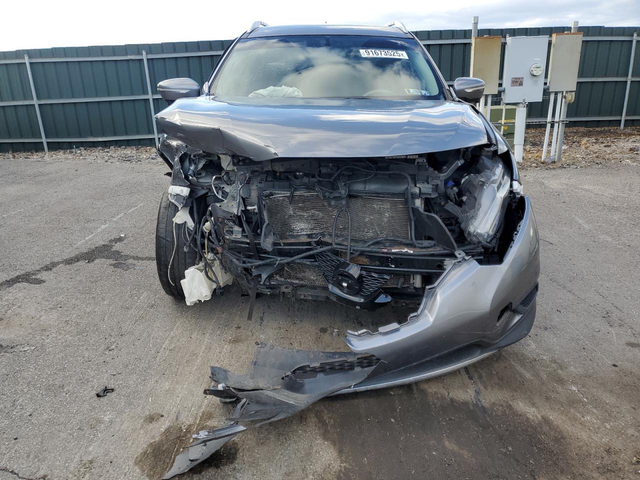 2015 Nissan Rogue, S