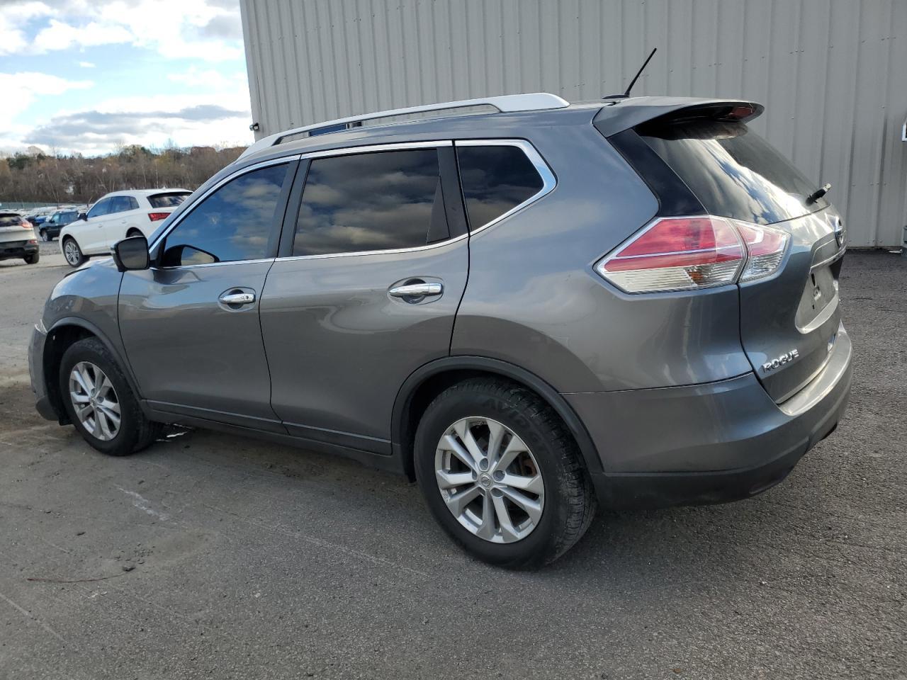 2015 Nissan Rogue, S