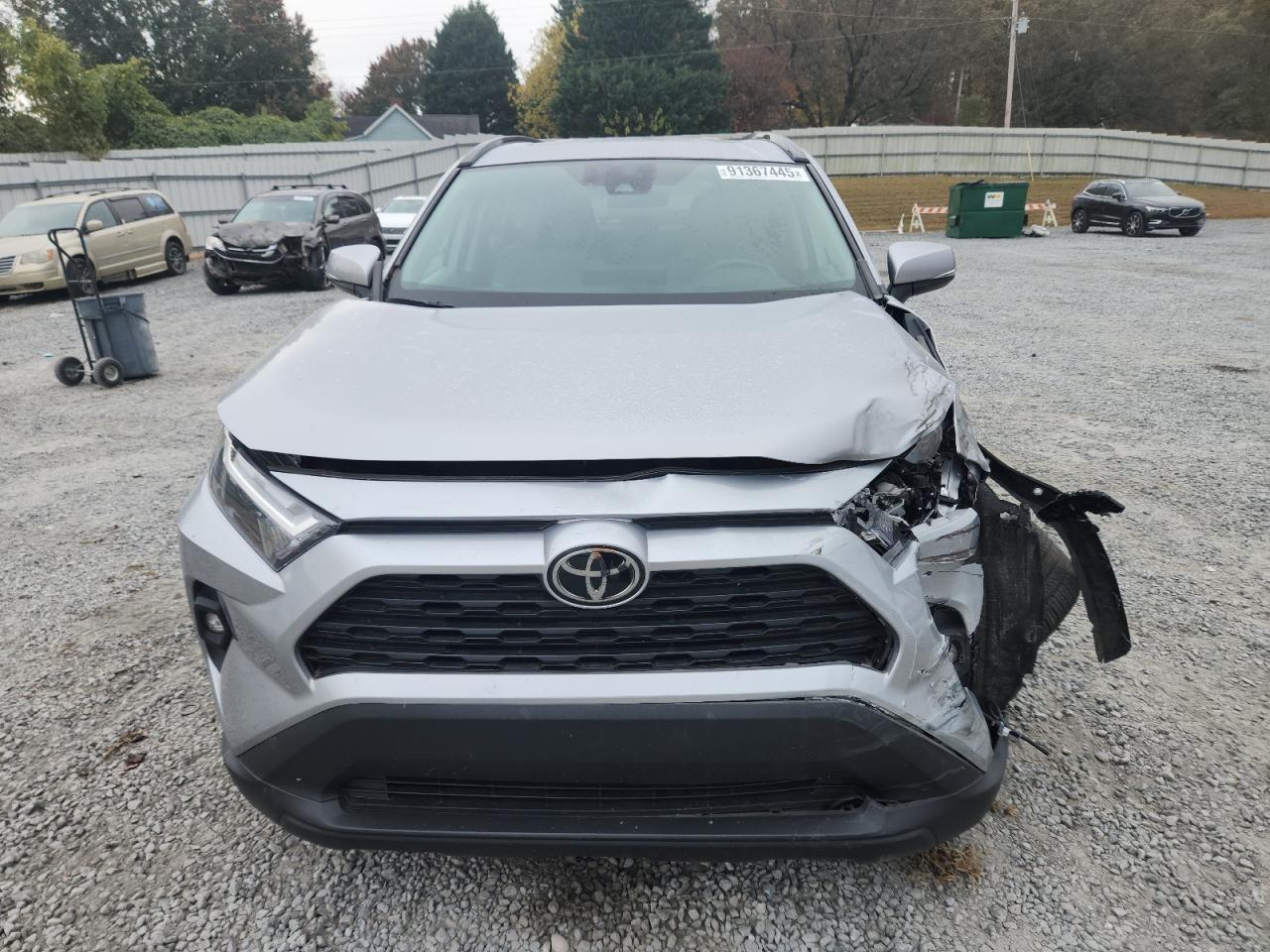 2022 Toyota RAV4, Xle Premium