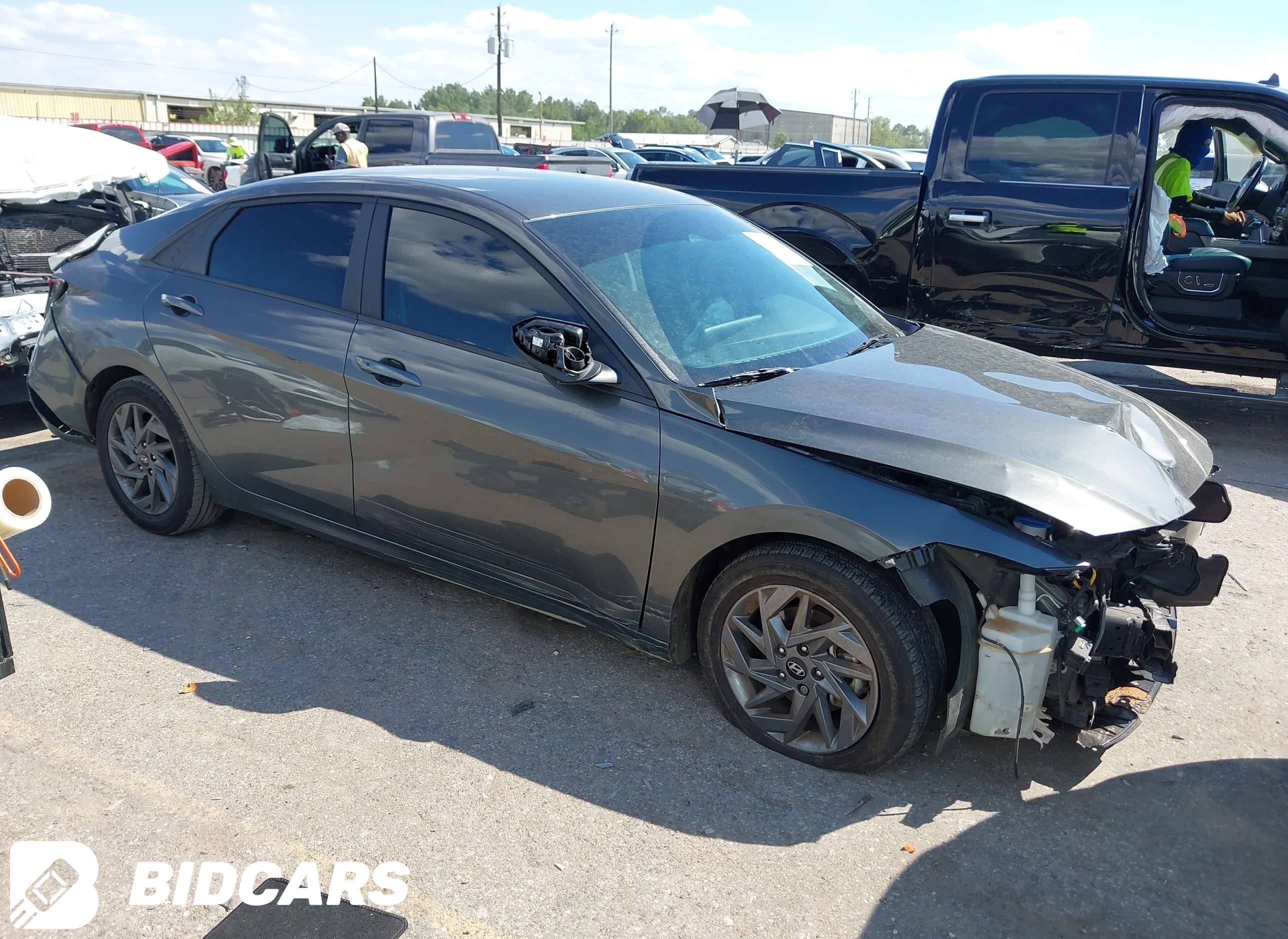 2024 Hyundai Elantra, Sel