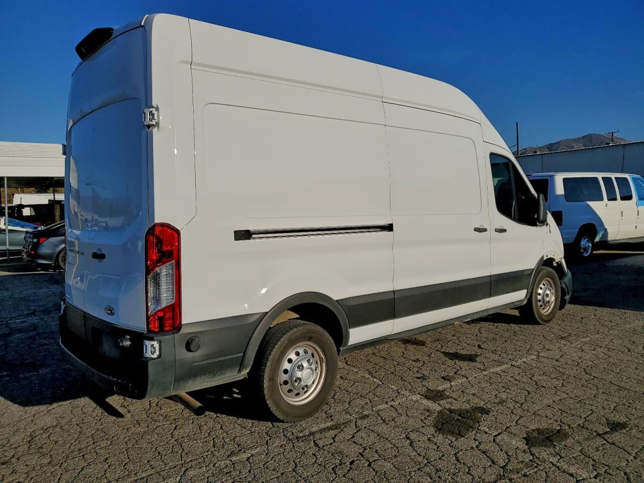 2024 Ford Transit, T-350