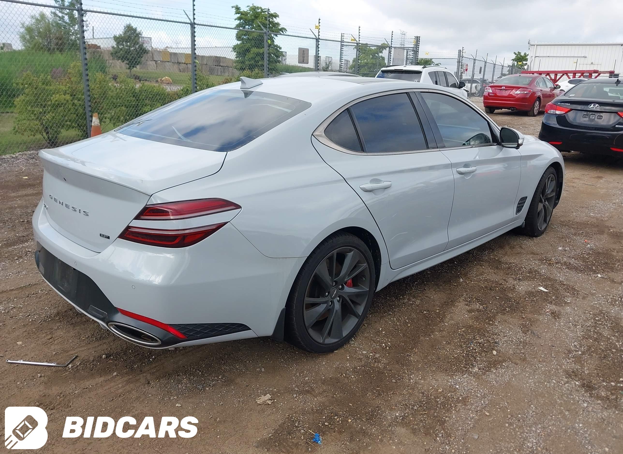 2022 Genesis G70, 3.3T Rwd