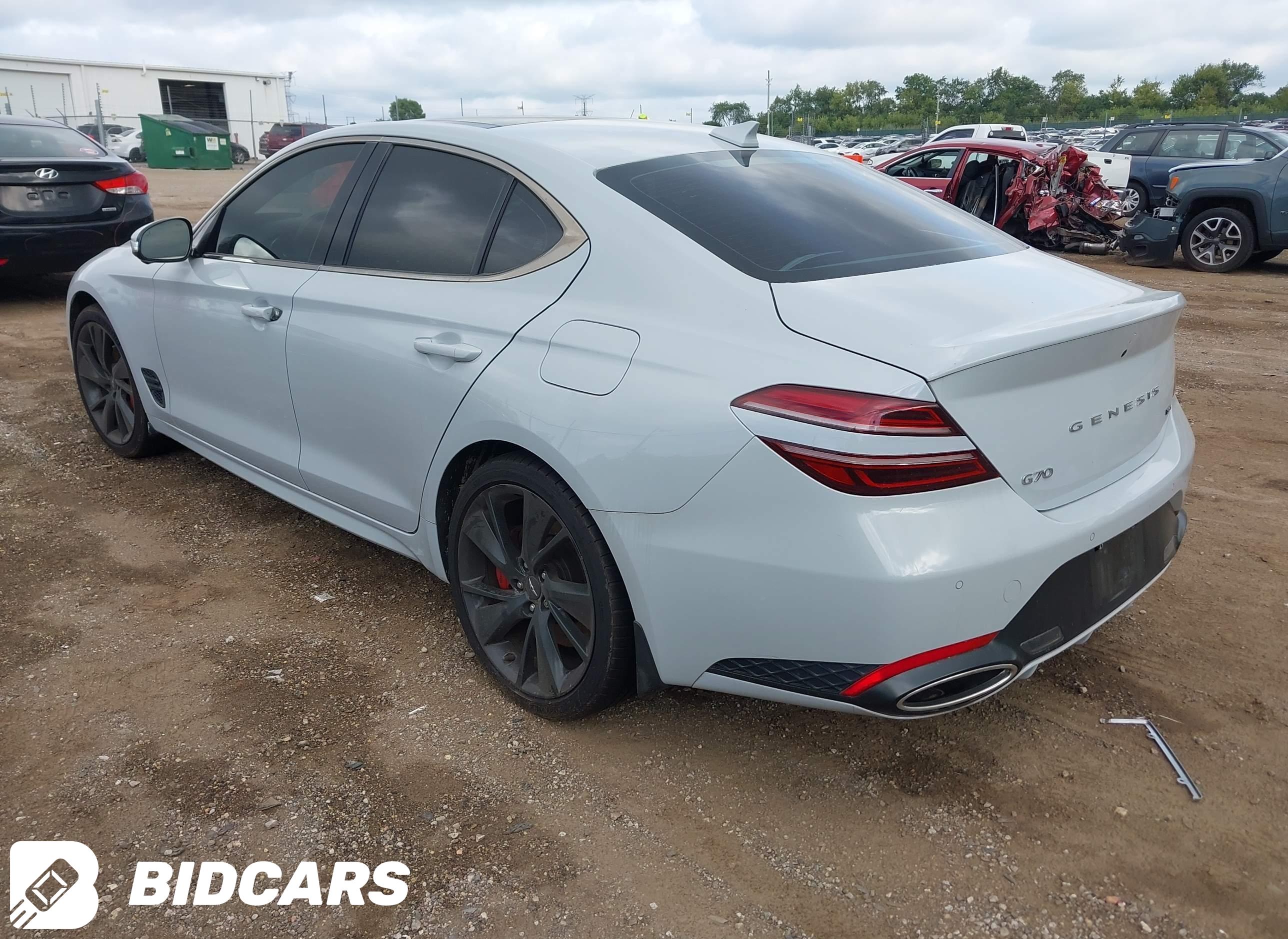 2022 Genesis G70, 3.3T Rwd