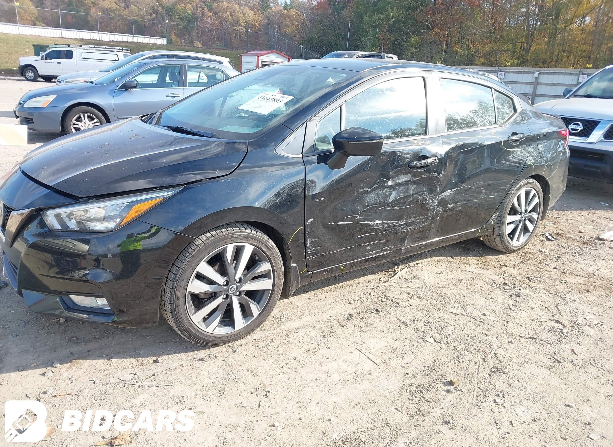 2021 Nissan Versa, Sr Xtronic...