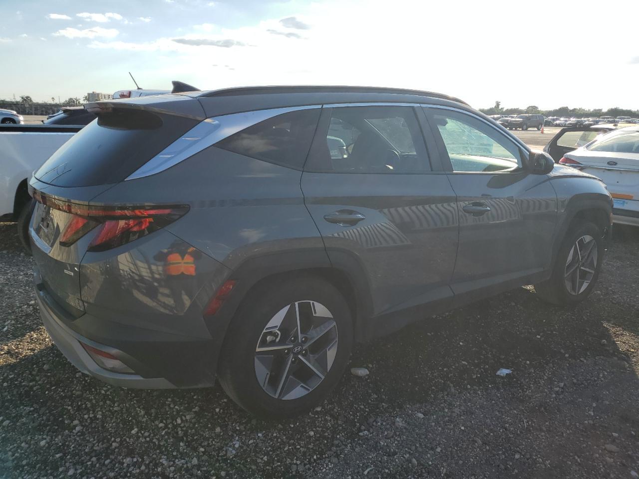 2025 Hyundai Tucson, Sel