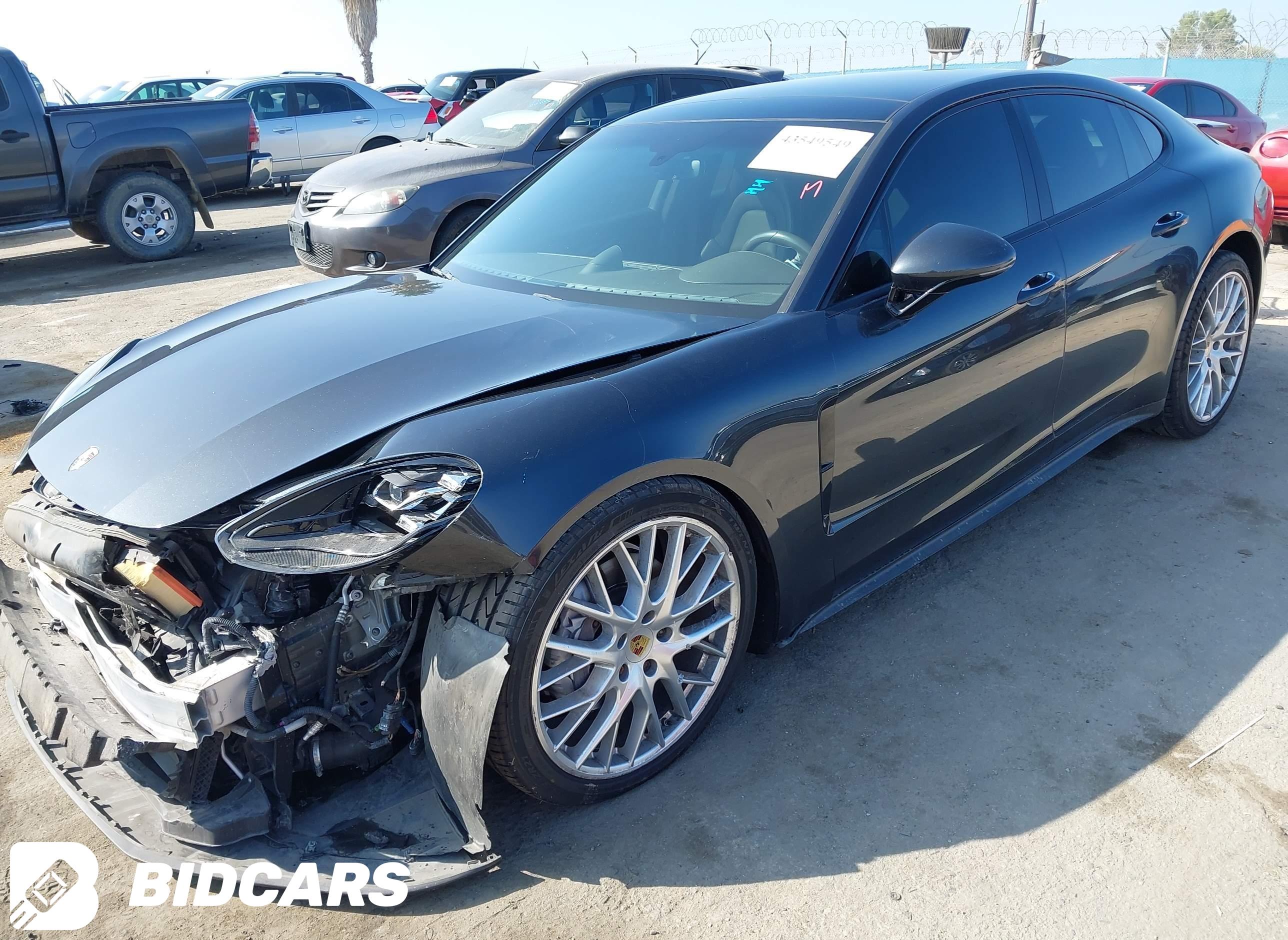 2017 Porsche Panamera, 4