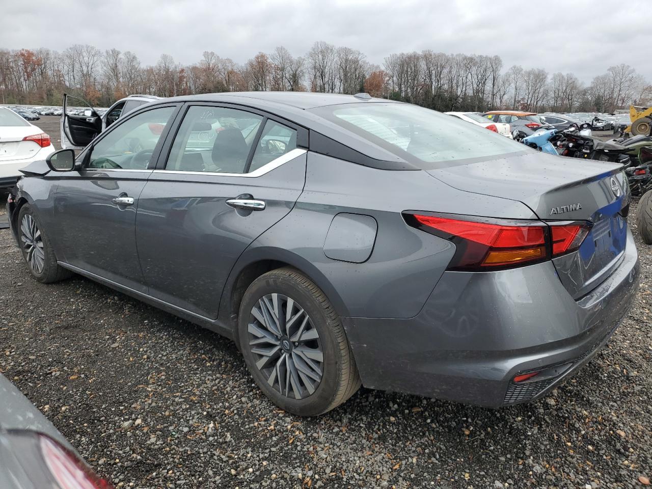 2024 Nissan Altima, SV