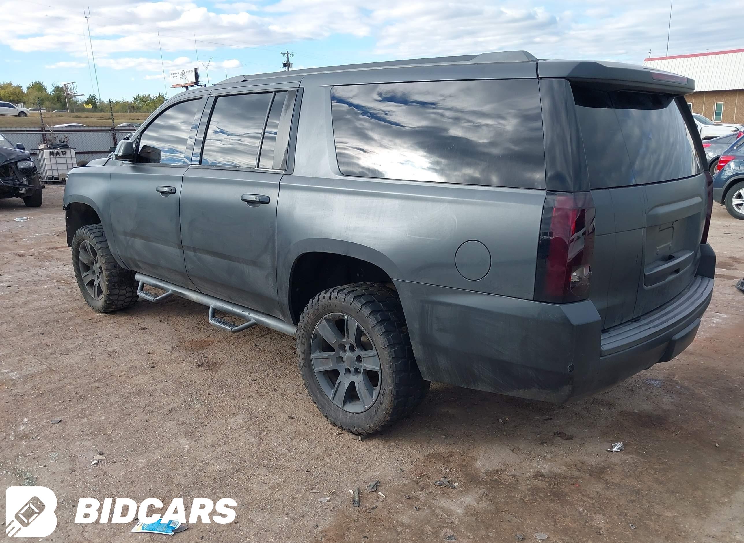 2016 Chevrolet Suburban, LT