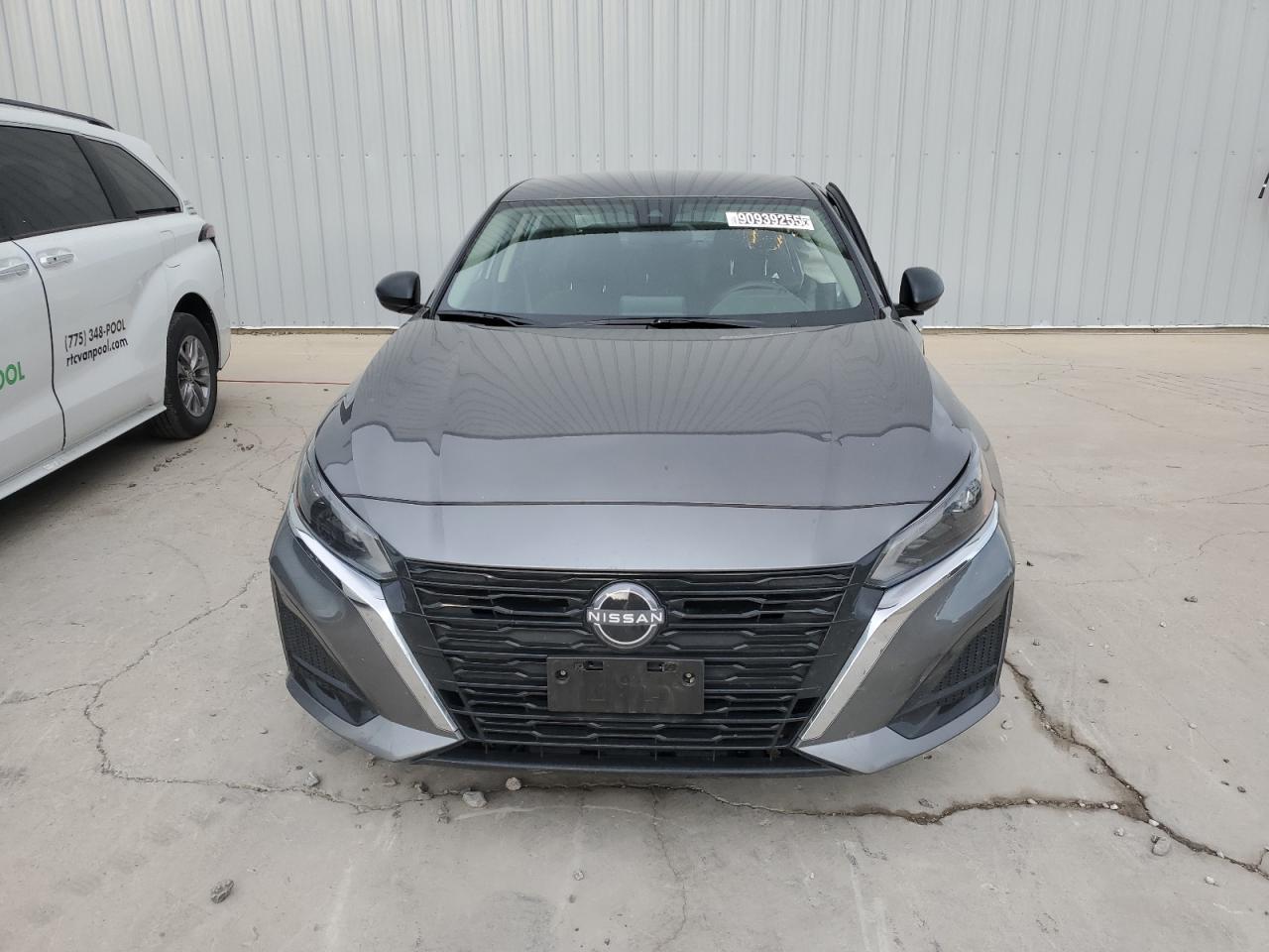 2024 Nissan Altima, SV