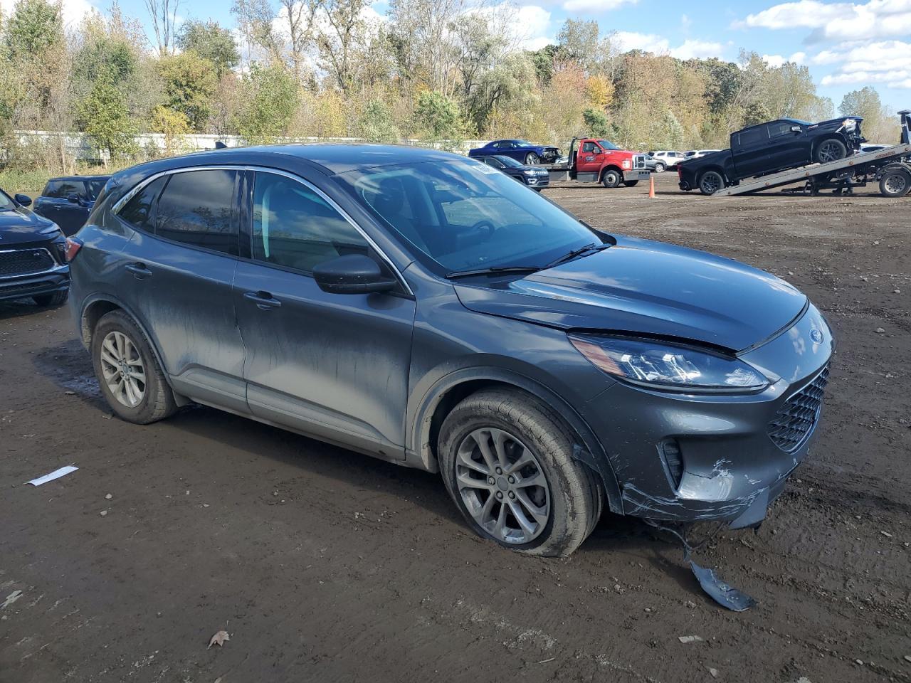 2022 Ford Escape, SE
