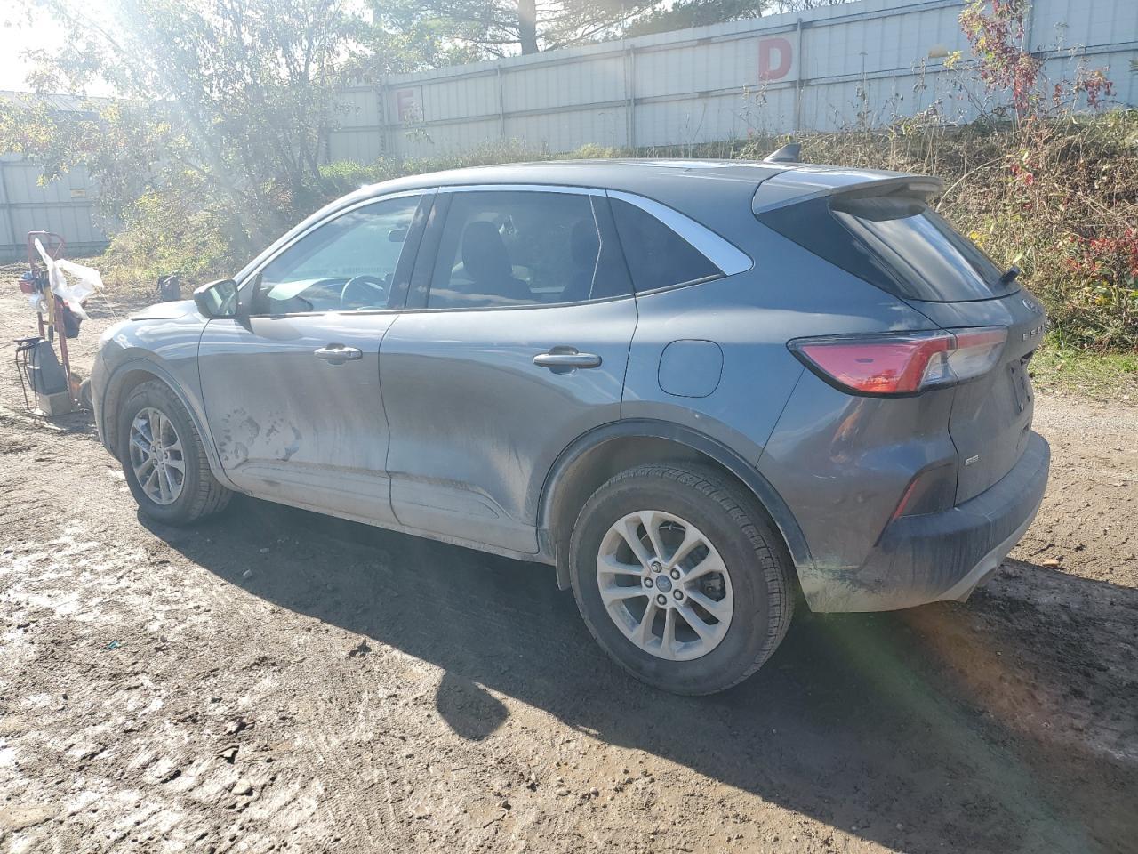 2022 Ford Escape, SE