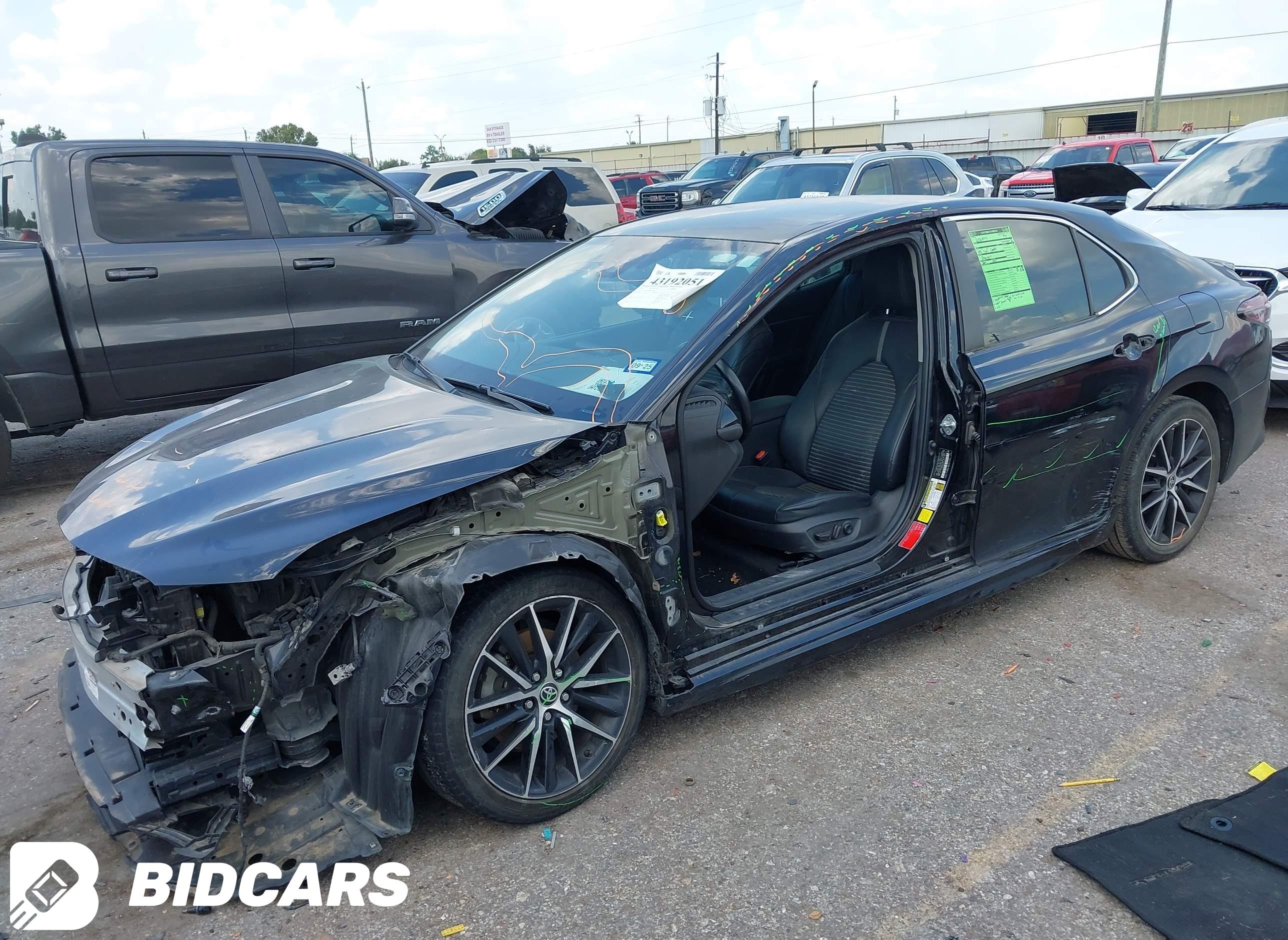 2021 Toyota Camry, SE